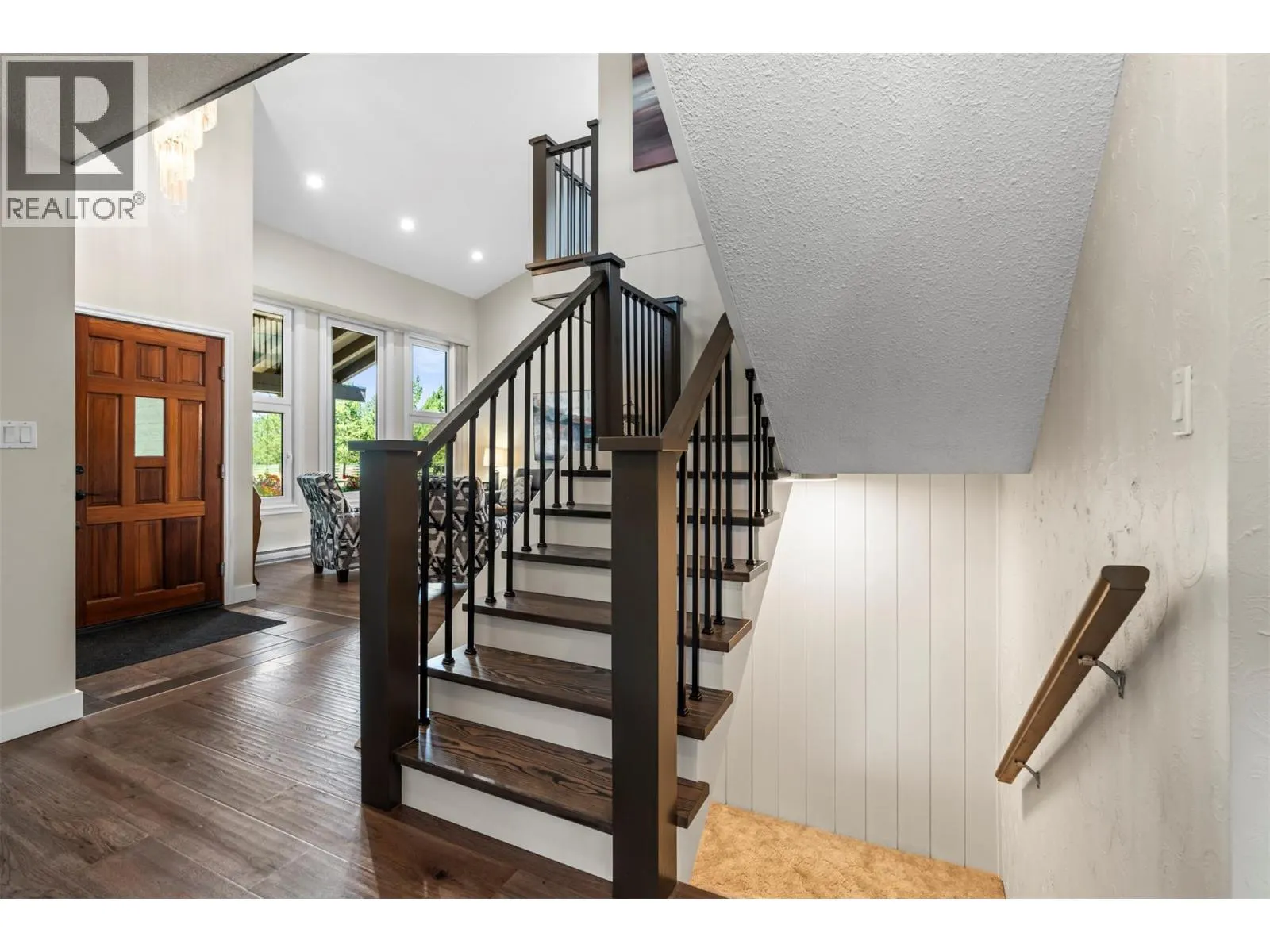 48 Waterside Road
