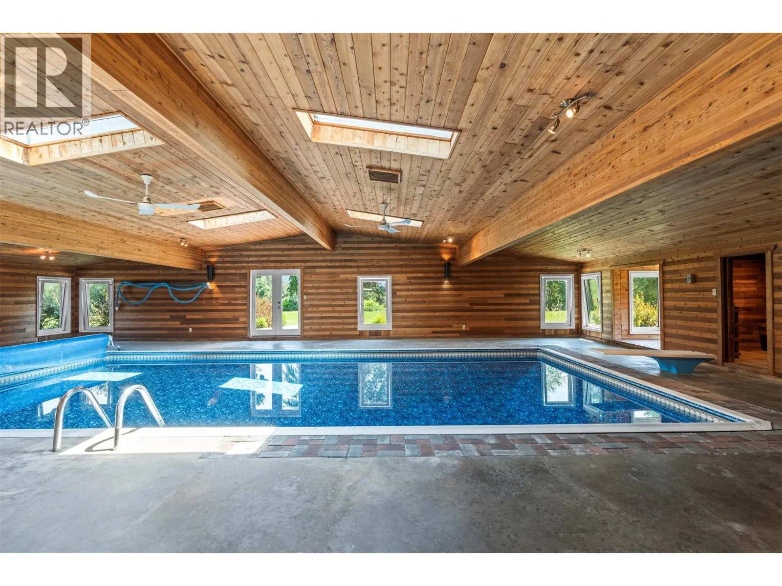 48 Waterside Road