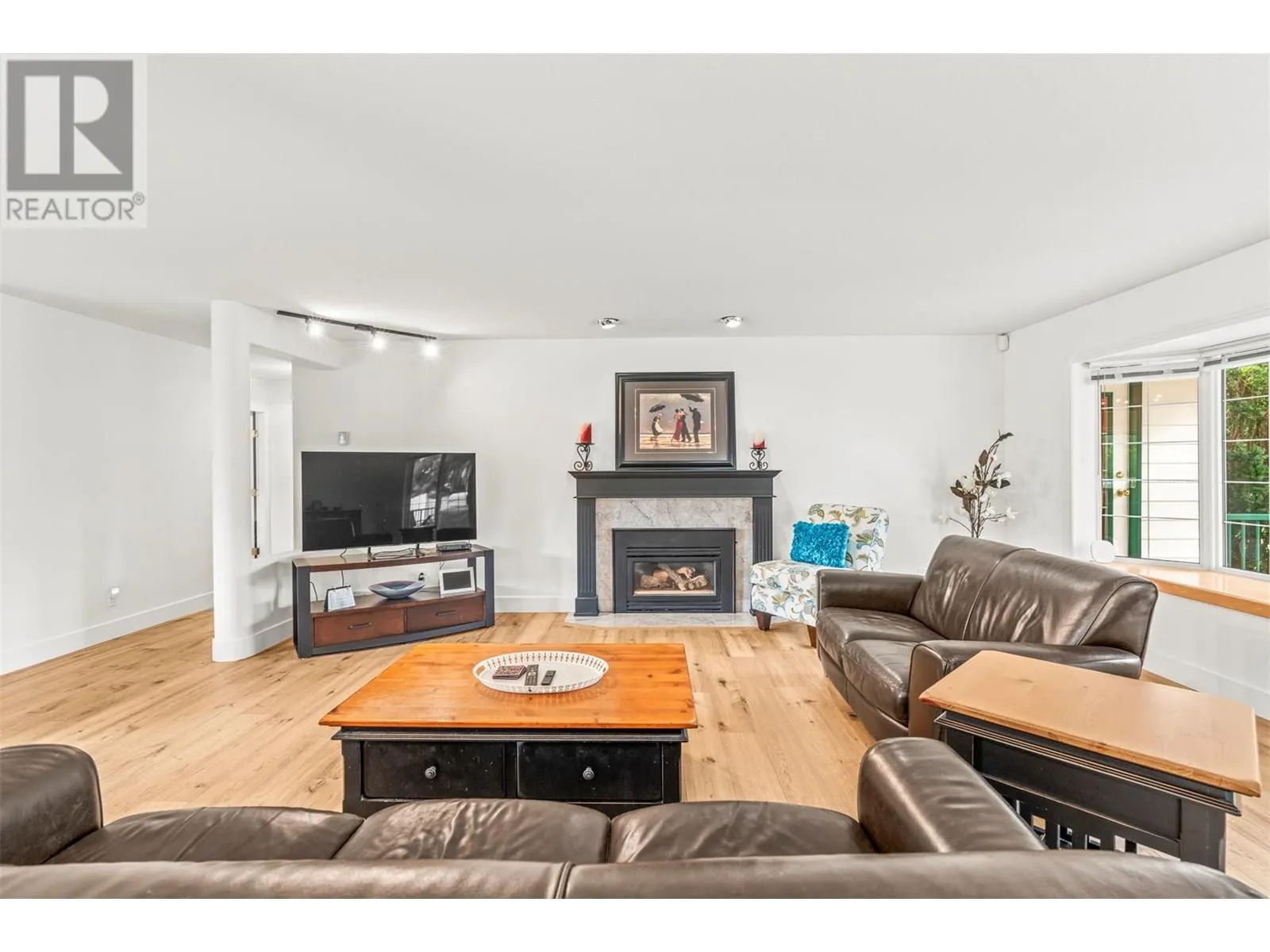 1176 Thomas Hayes Road