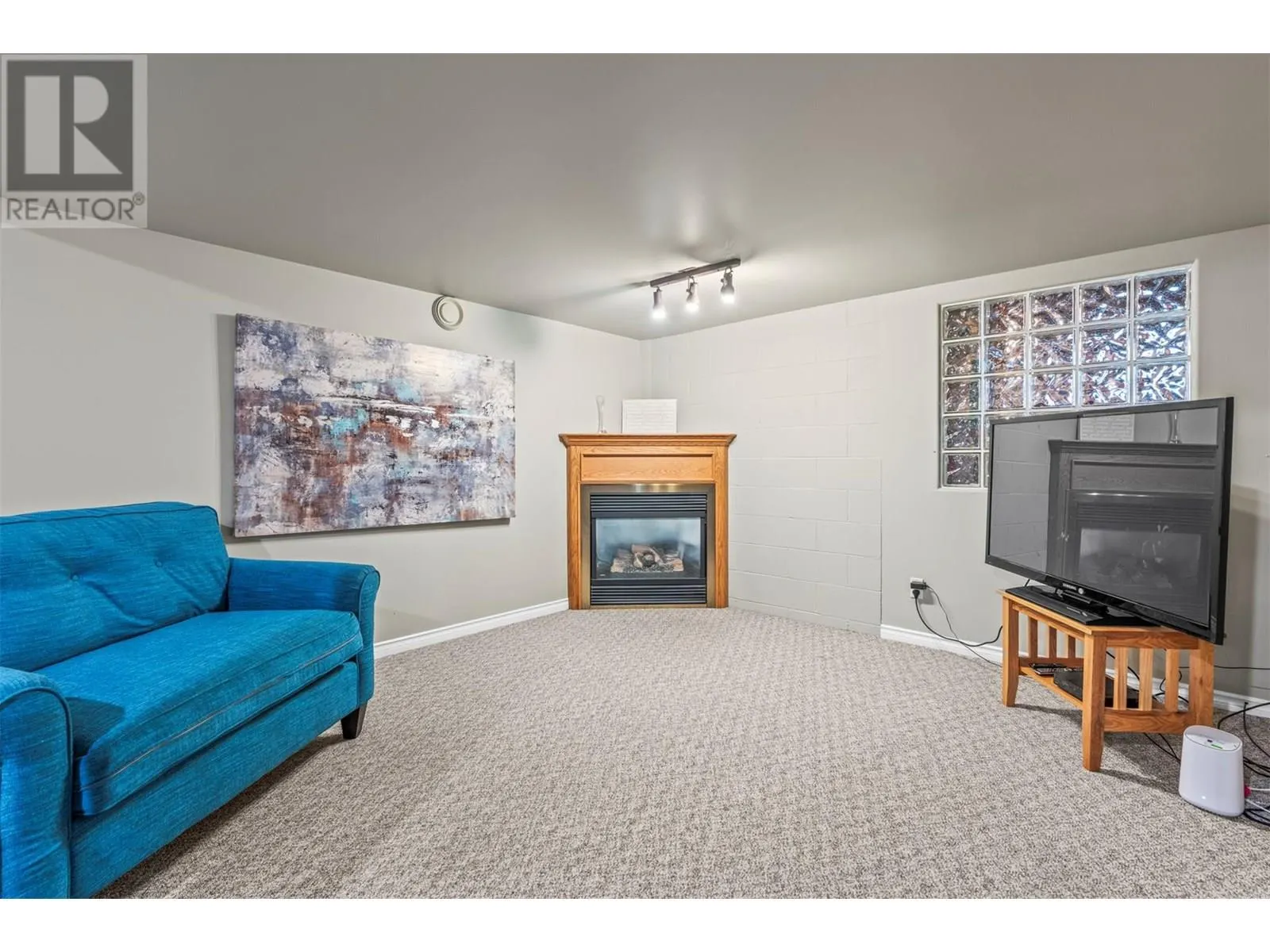 1176 Thomas Hayes Road