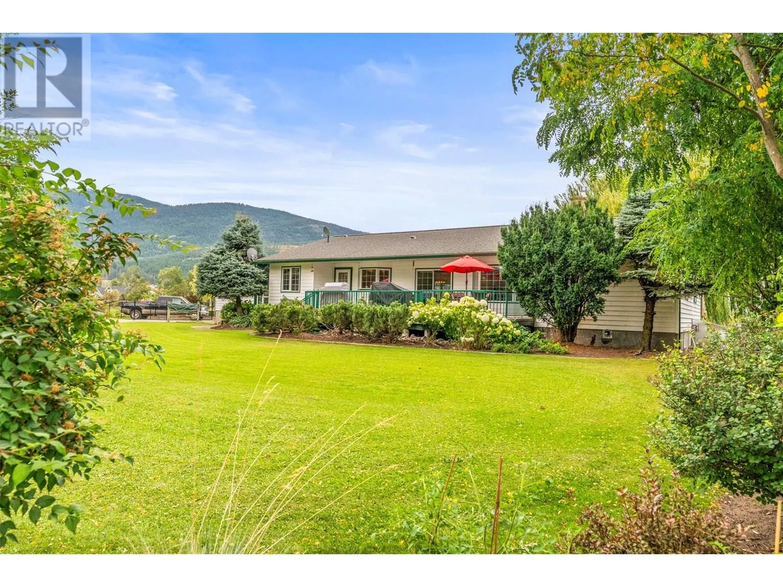 1176 Thomas Hayes Road