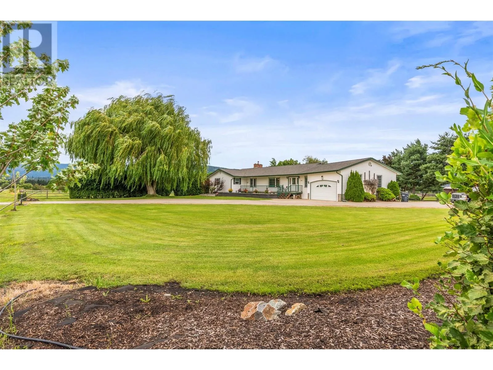 1176 Thomas Hayes Road