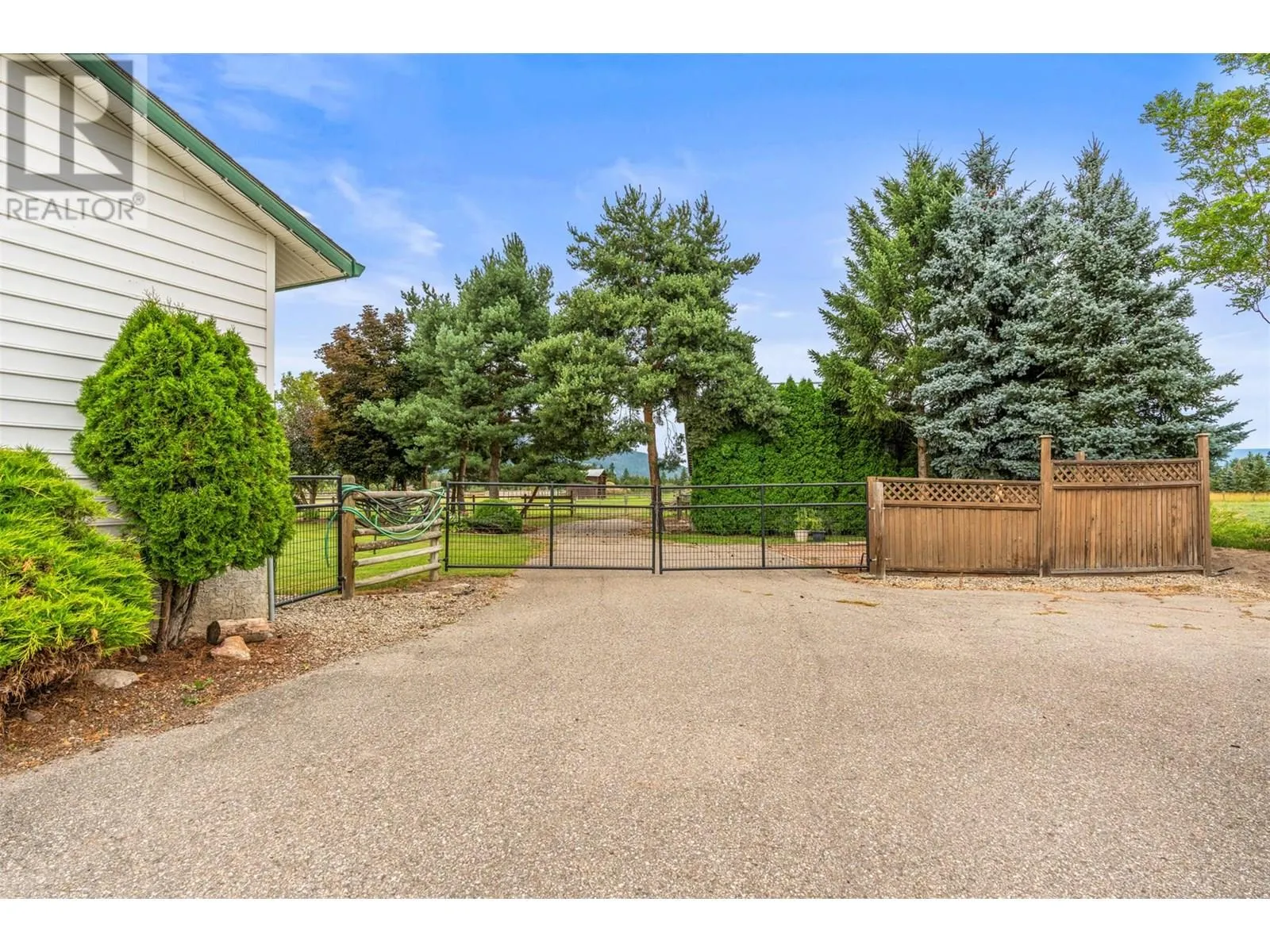 1176 Thomas Hayes Road