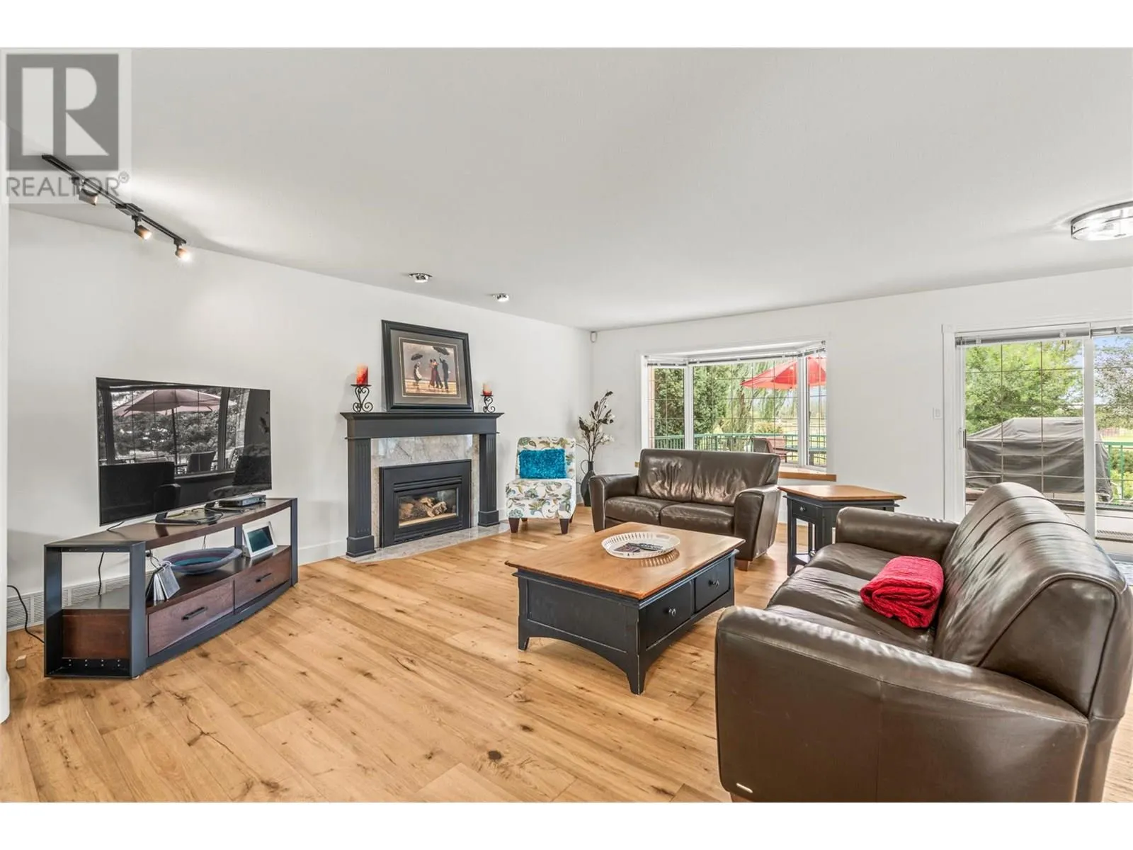 1176 Thomas Hayes Road