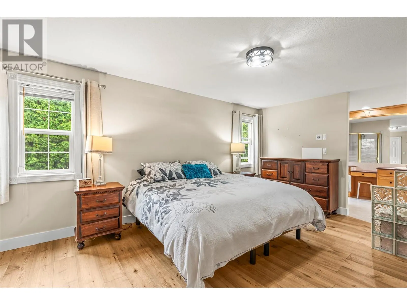1176 Thomas Hayes Road