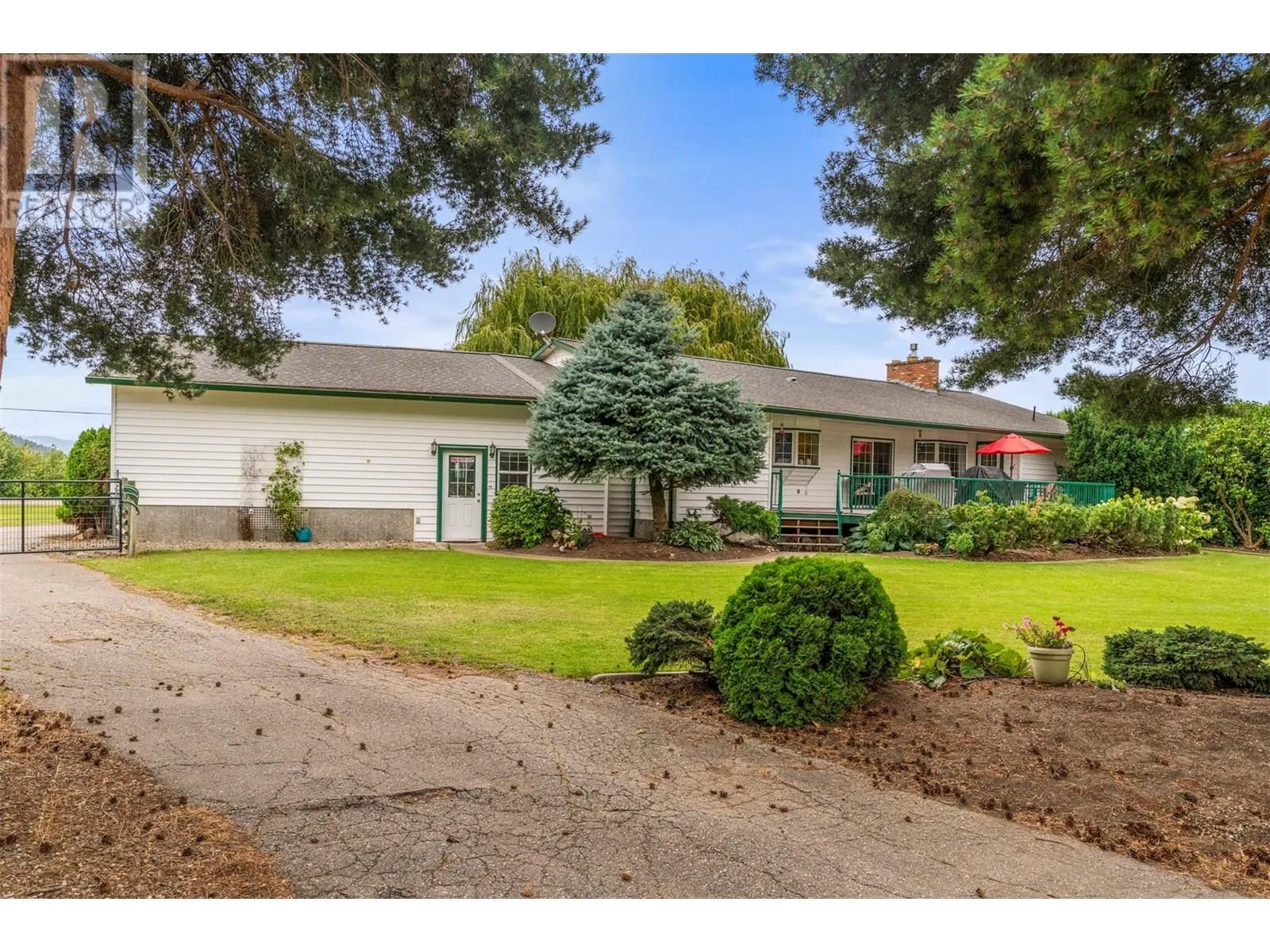 1176 Thomas Hayes Road
