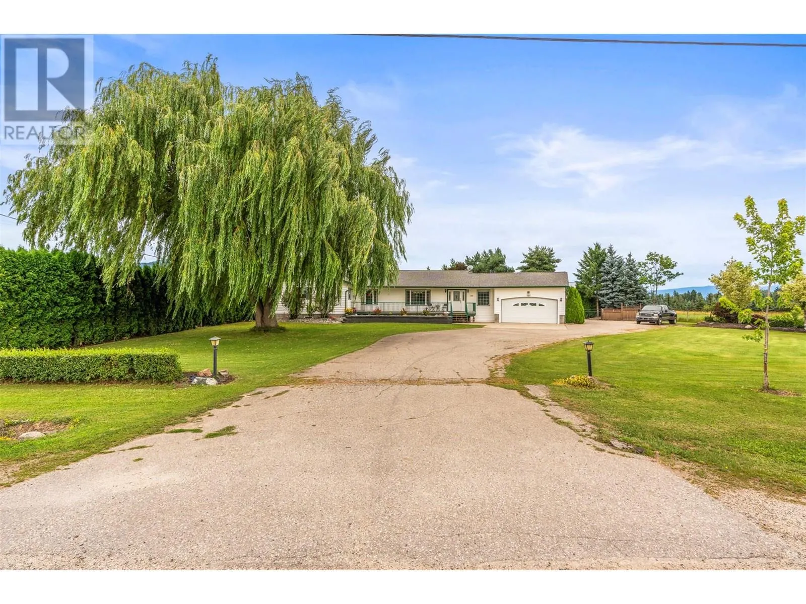 1176 Thomas Hayes Road