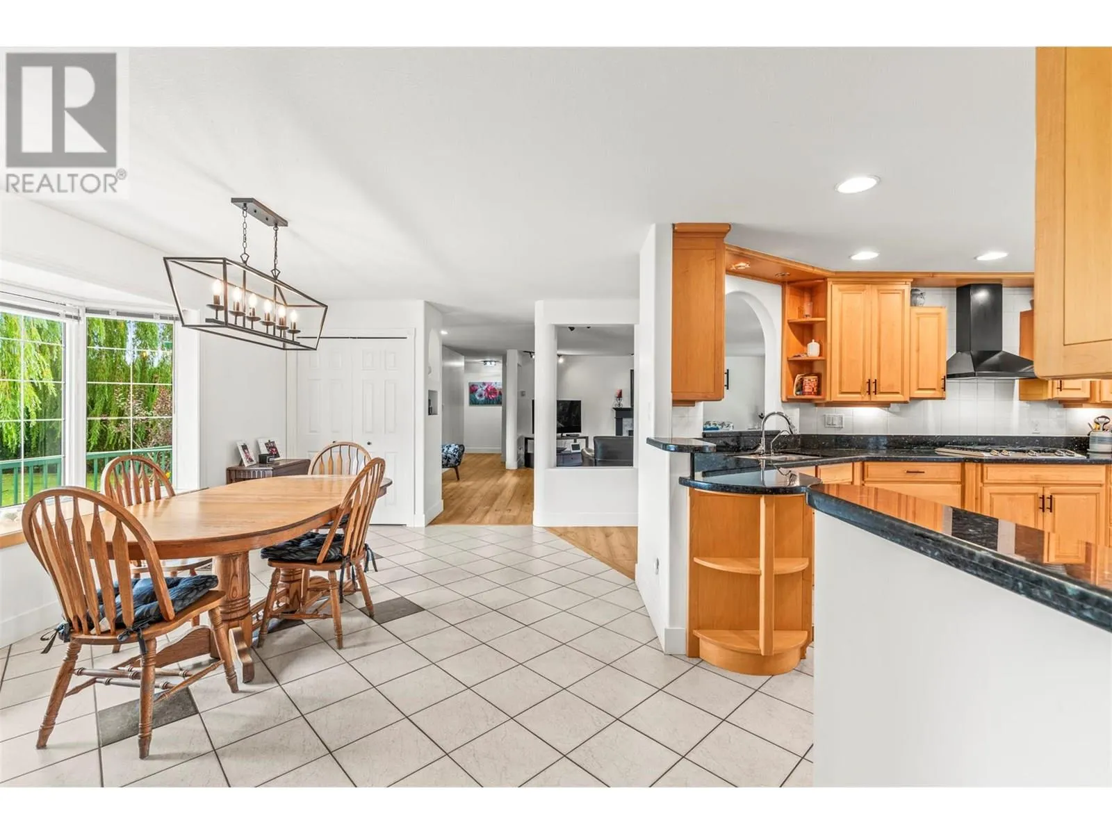 1176 Thomas Hayes Road