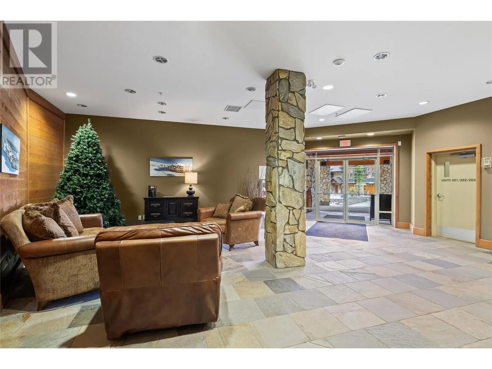 7700 Porcupine Road Unit# 606