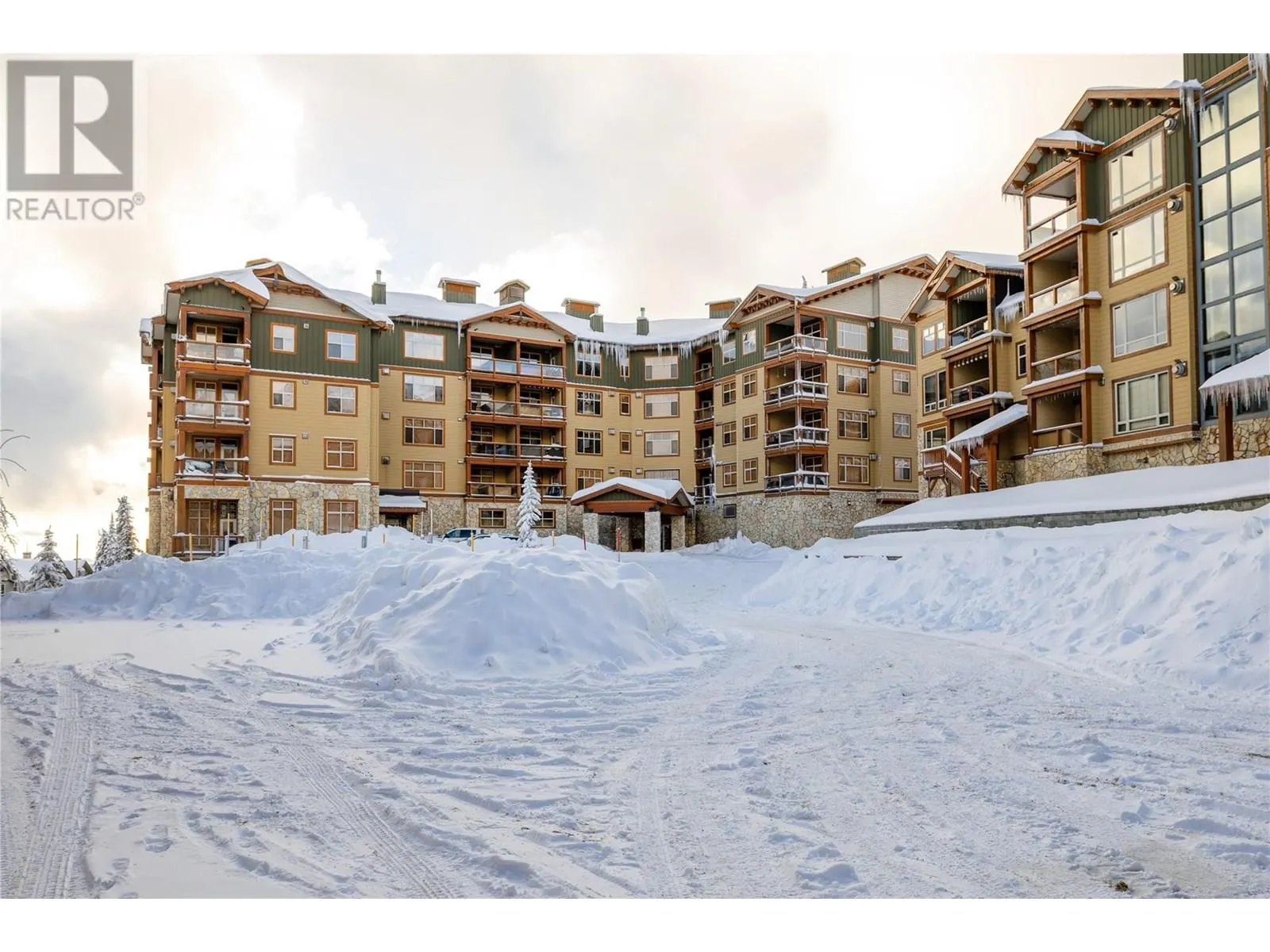 7700 Porcupine Road Unit# 606
