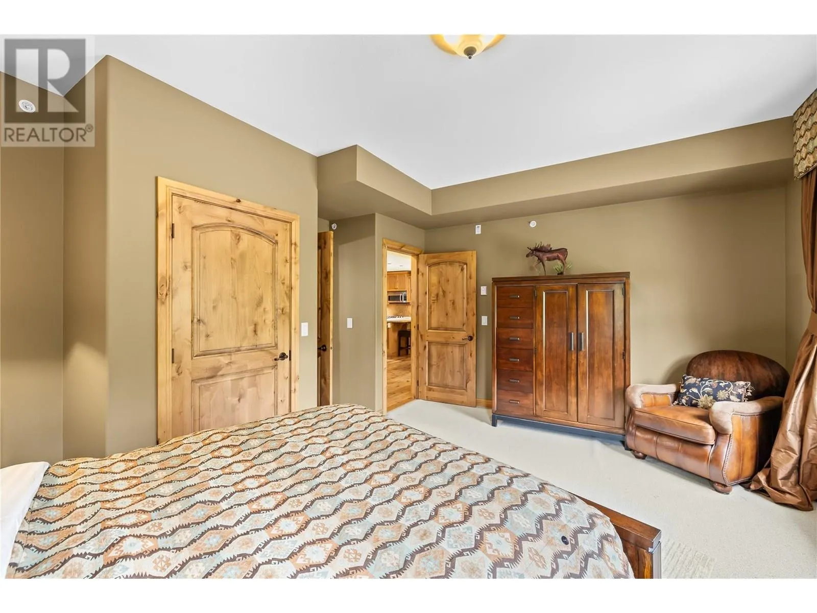 7700 Porcupine Road Unit# 606