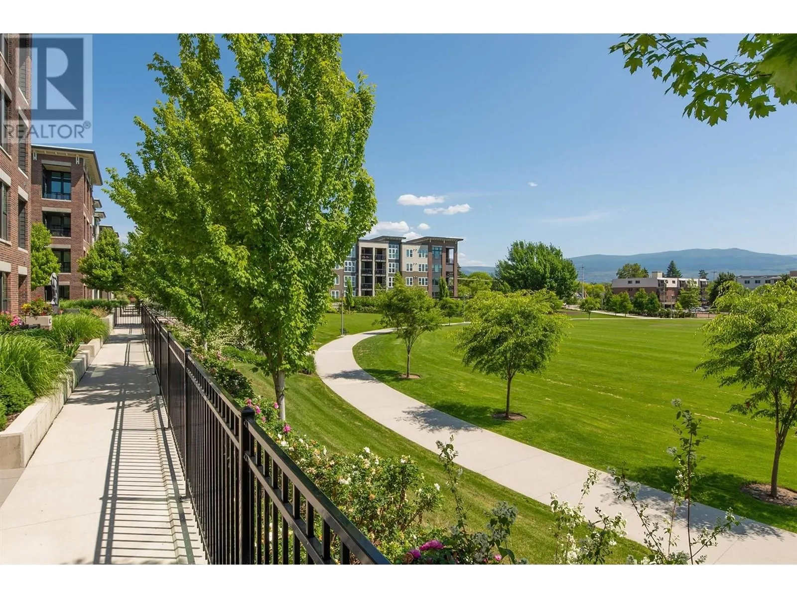 1775 Chapman Place Unit# PH12