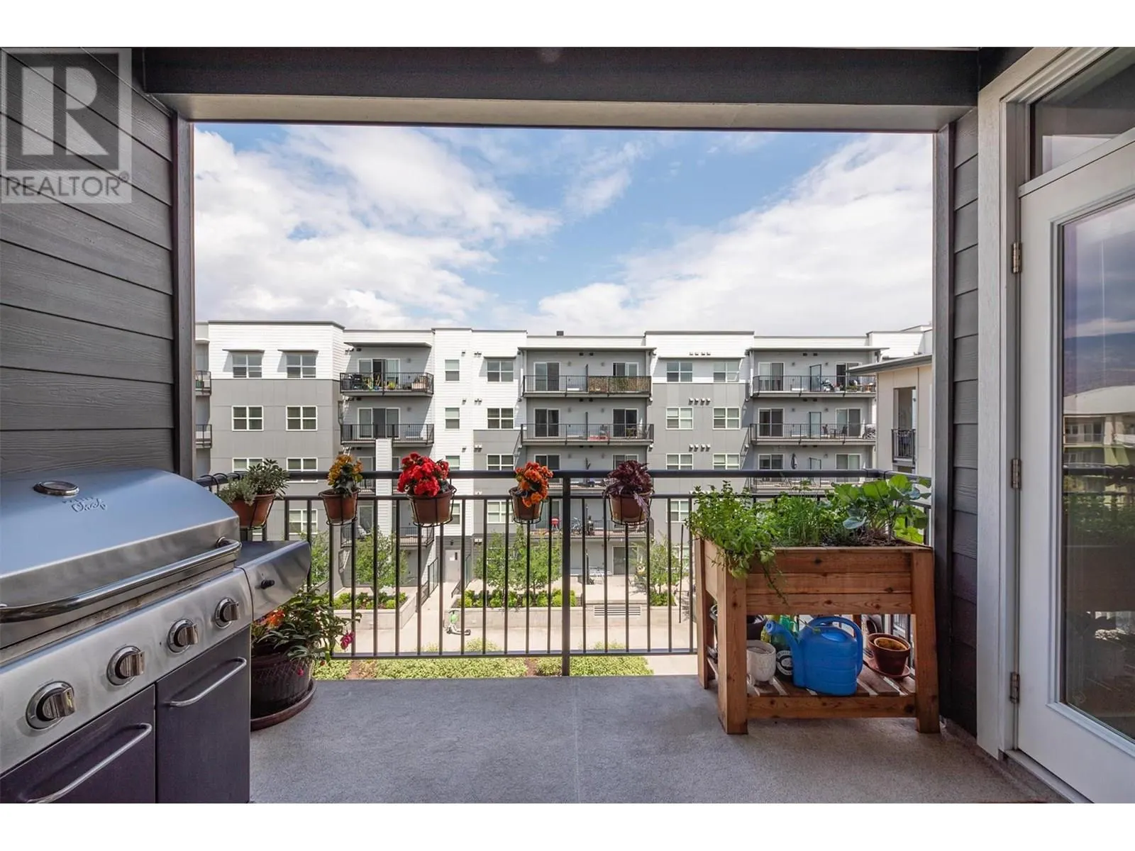 1775 Chapman Place Unit# PH12