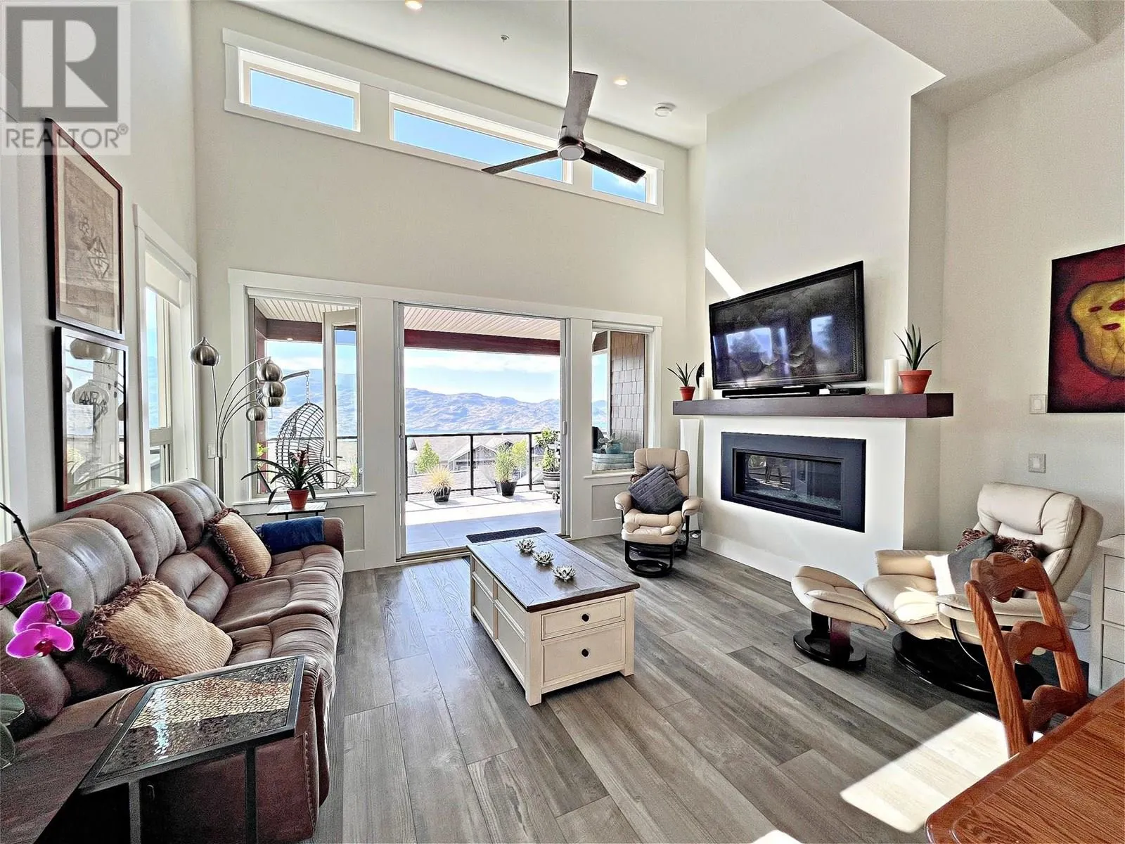 4000 Redstone Crescent Unit# 228