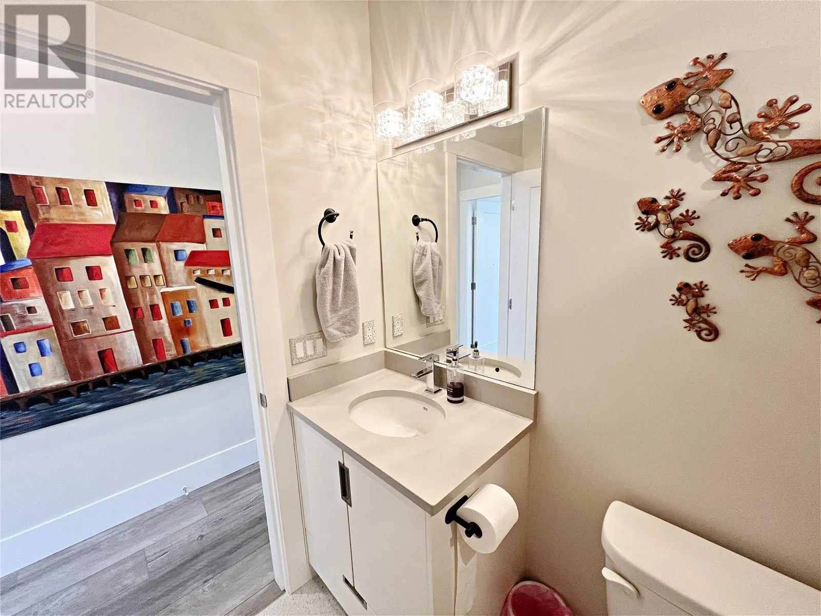 4000 Redstone Crescent Unit# 228