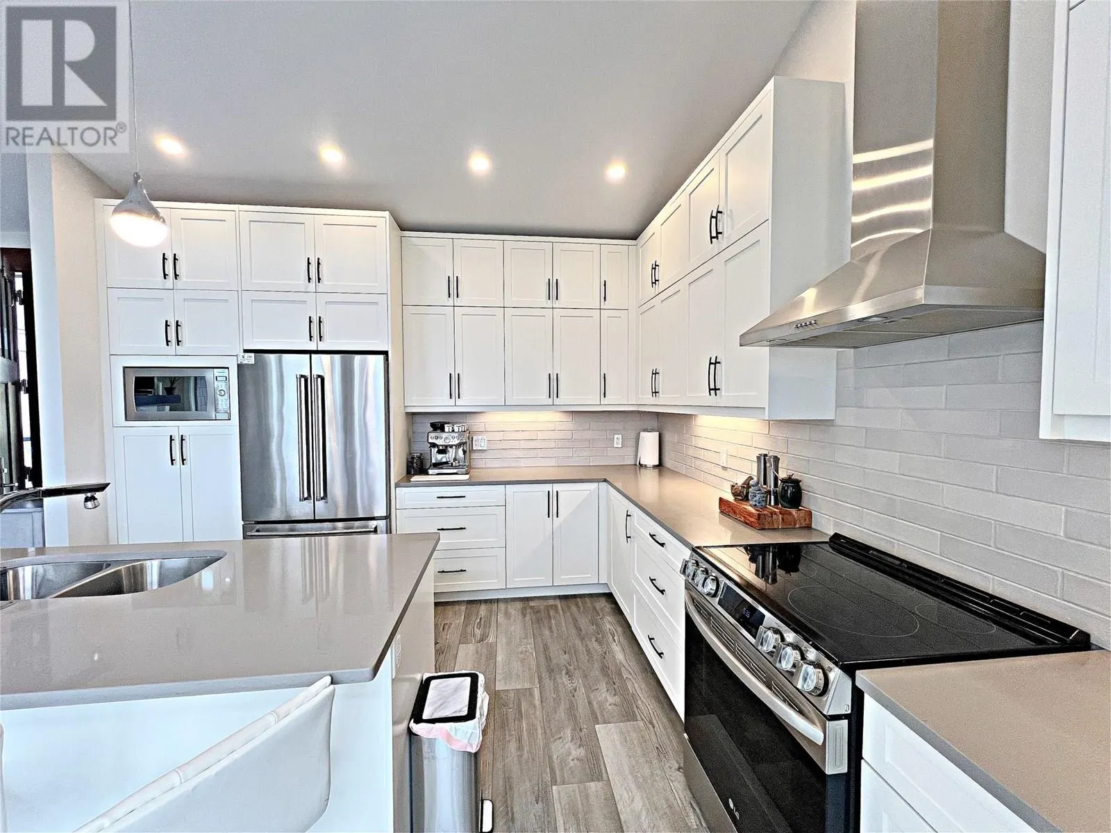 4000 Redstone Crescent Unit# 228