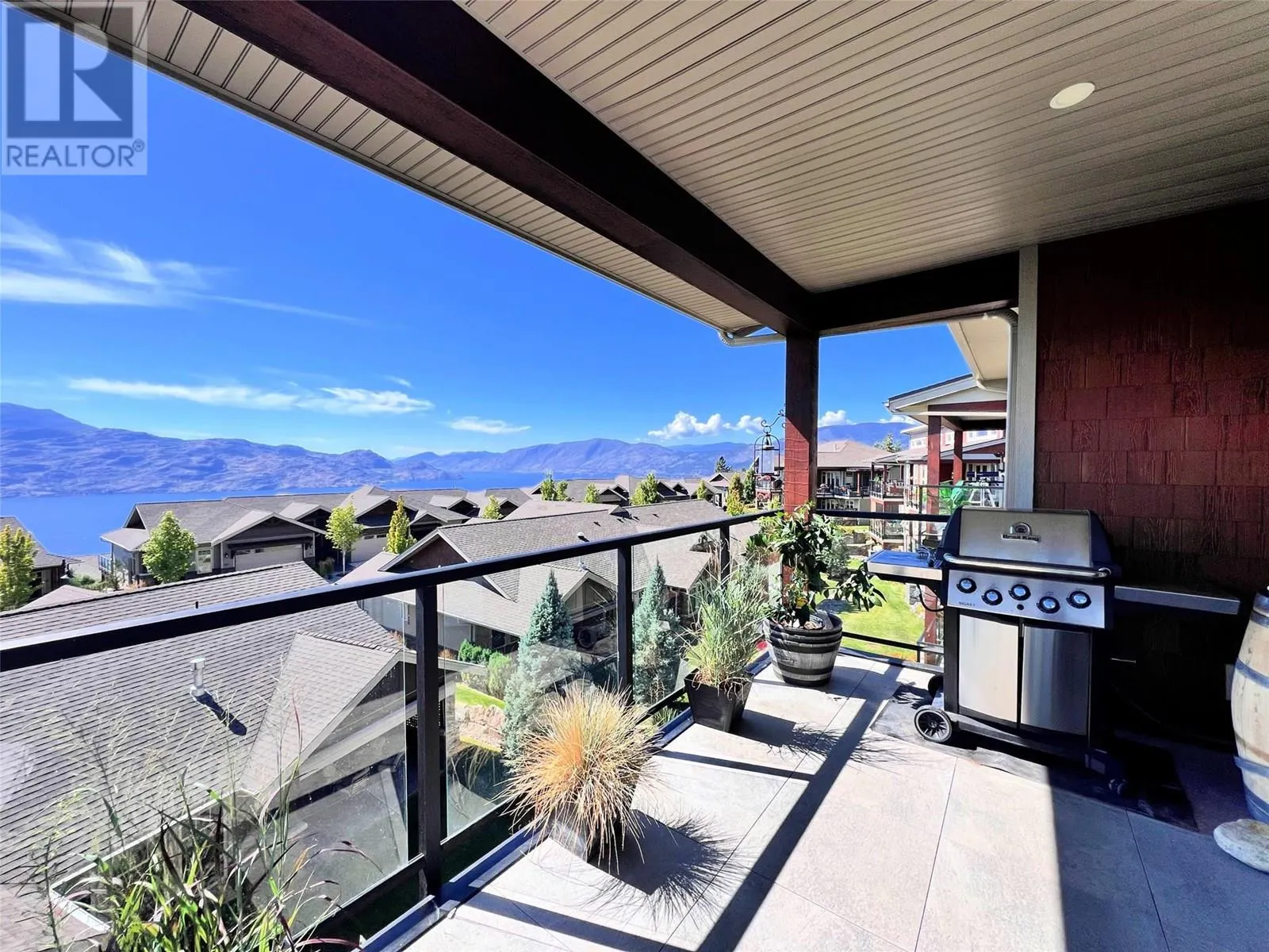 4000 Redstone Crescent Unit# 228