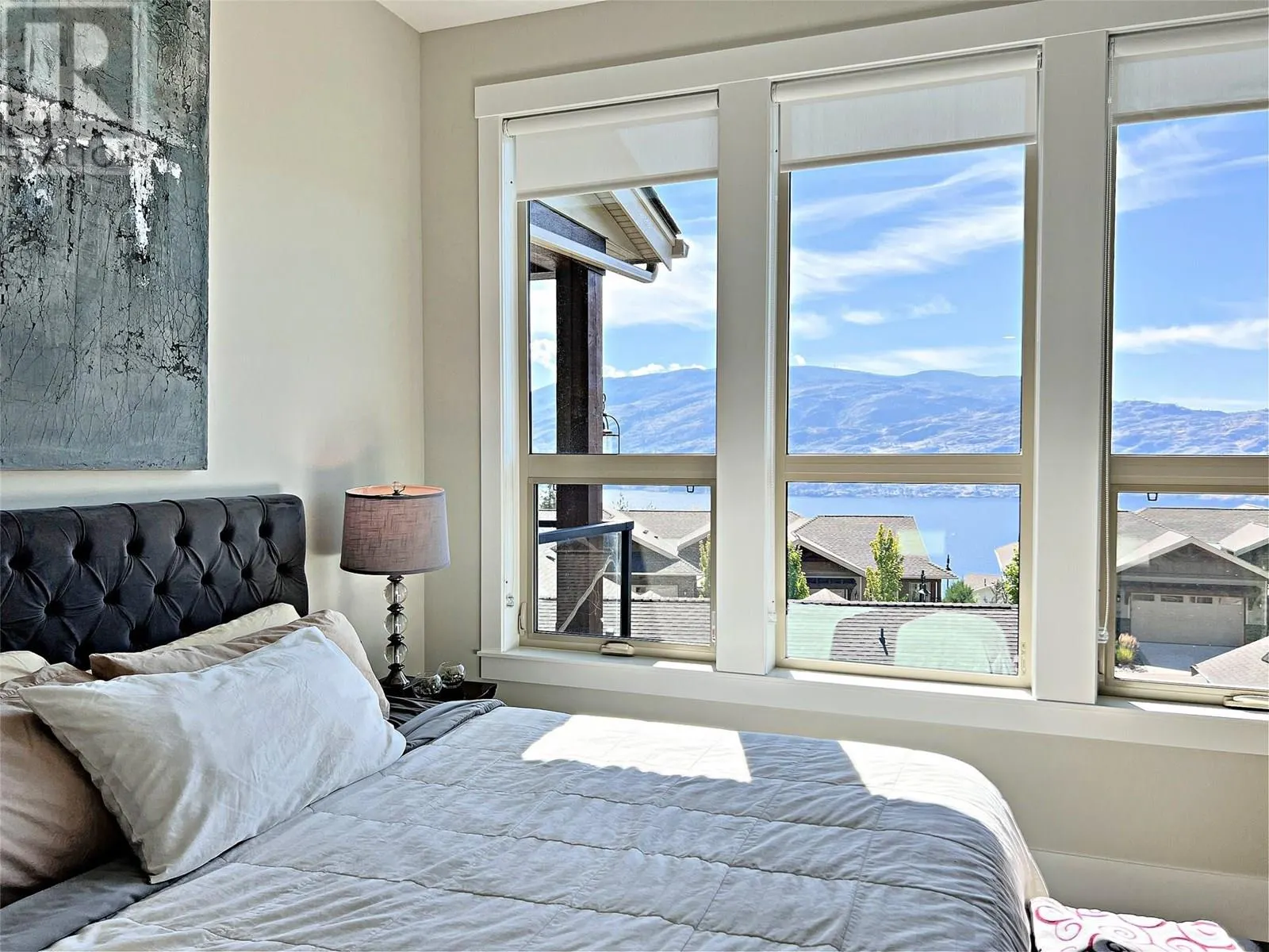 4000 Redstone Crescent Unit# 228