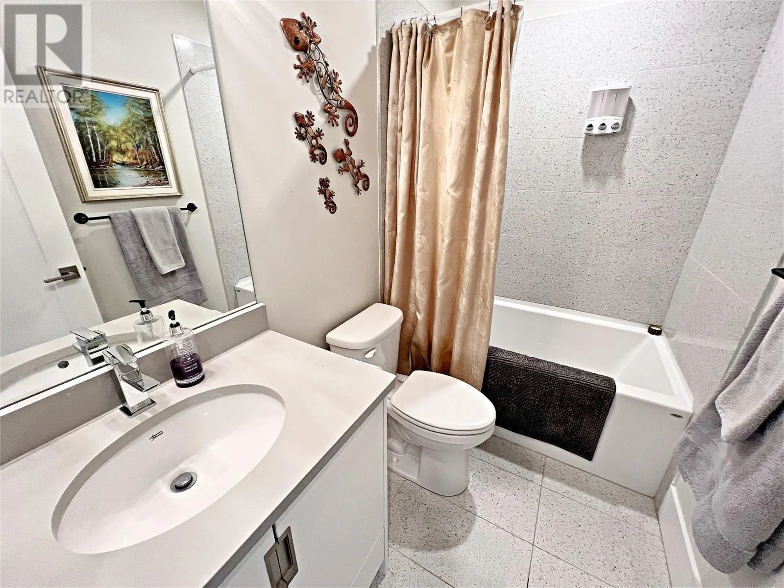 4000 Redstone Crescent Unit# 228