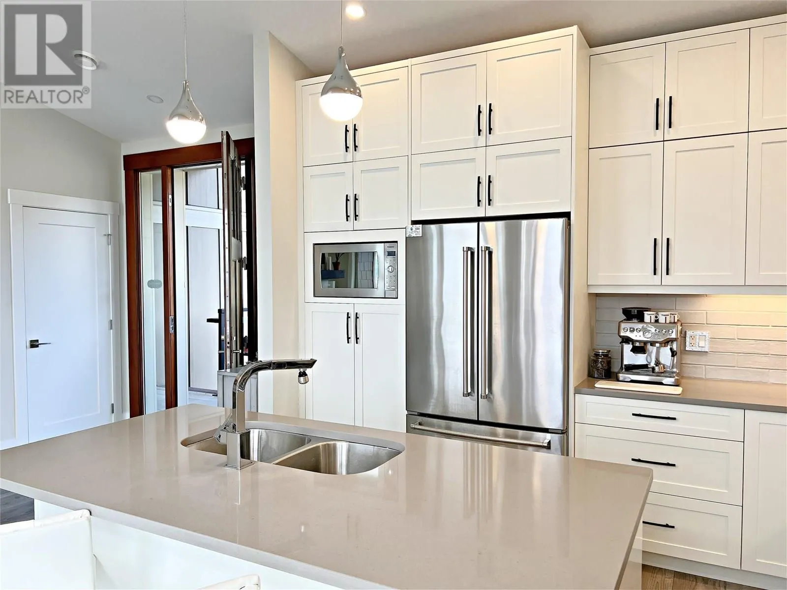 4000 Redstone Crescent Unit# 228