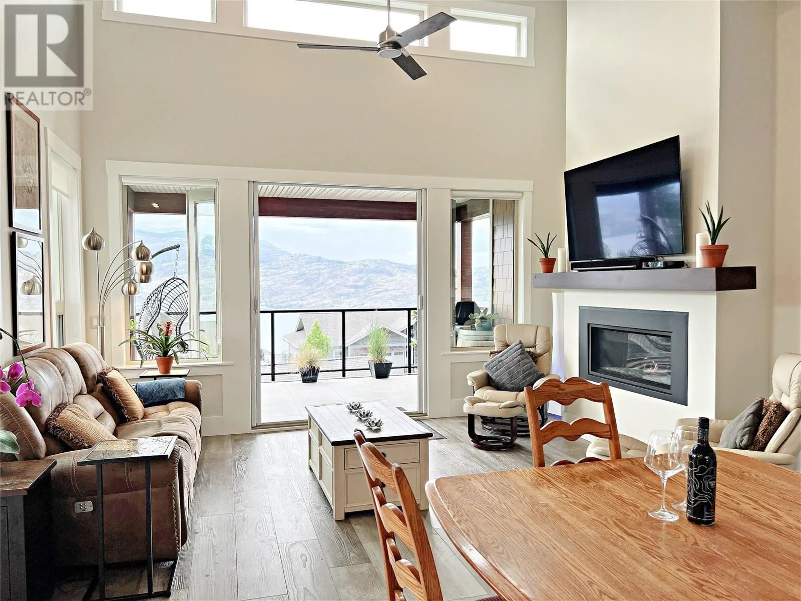 4000 Redstone Crescent Unit# 228