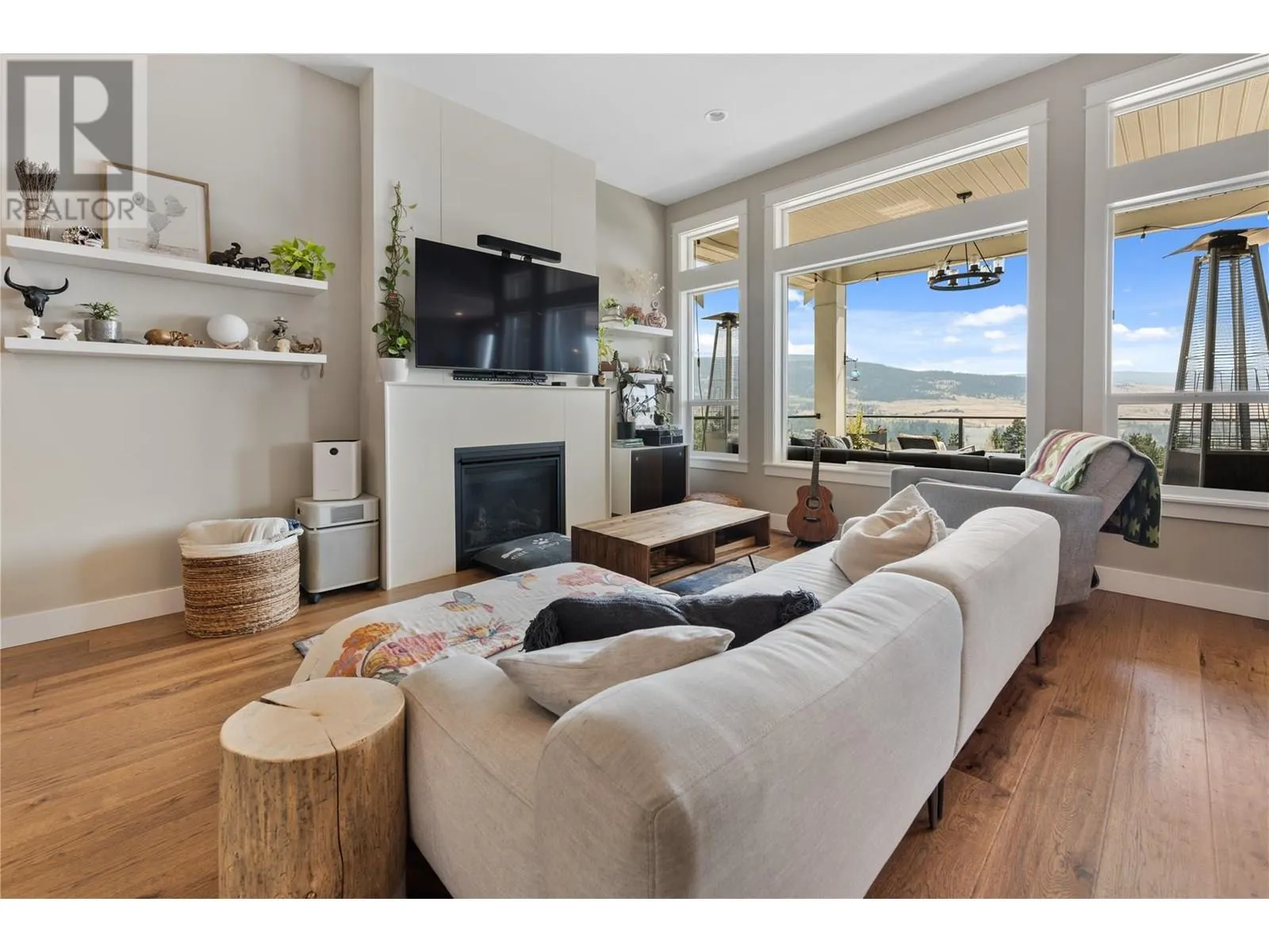 13301 Apex Lane