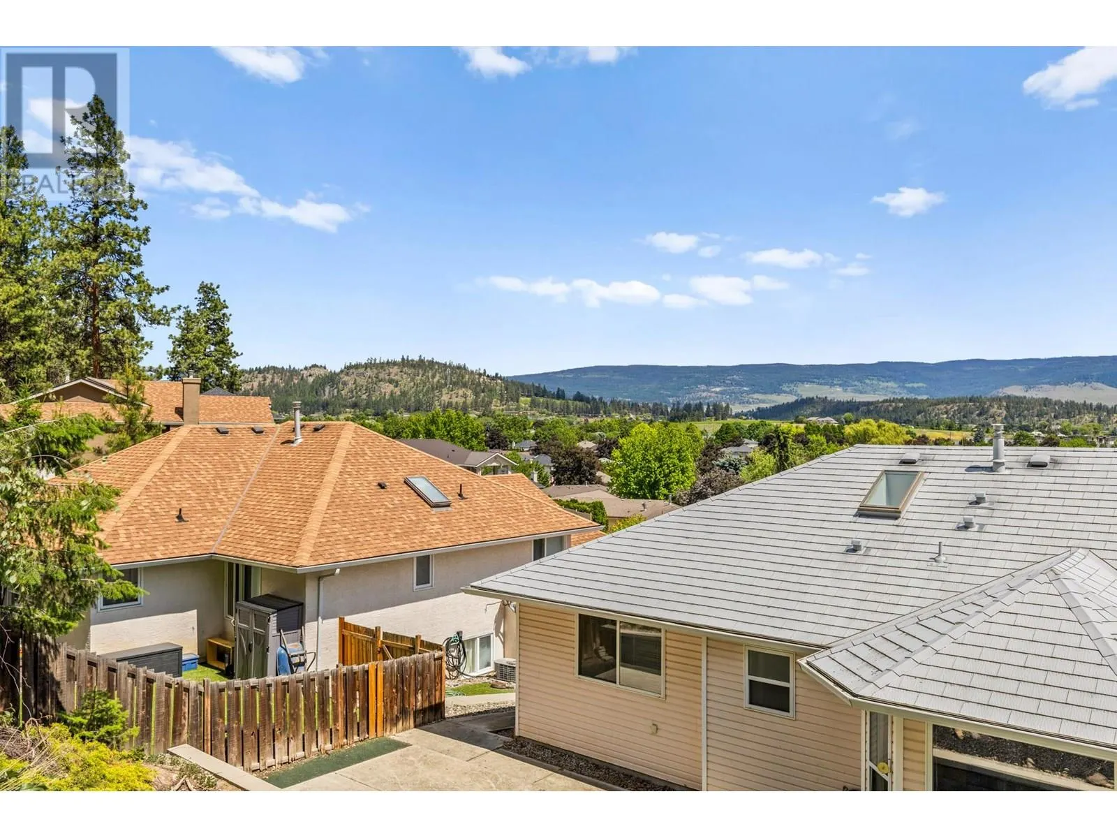 125 Applecrest Court