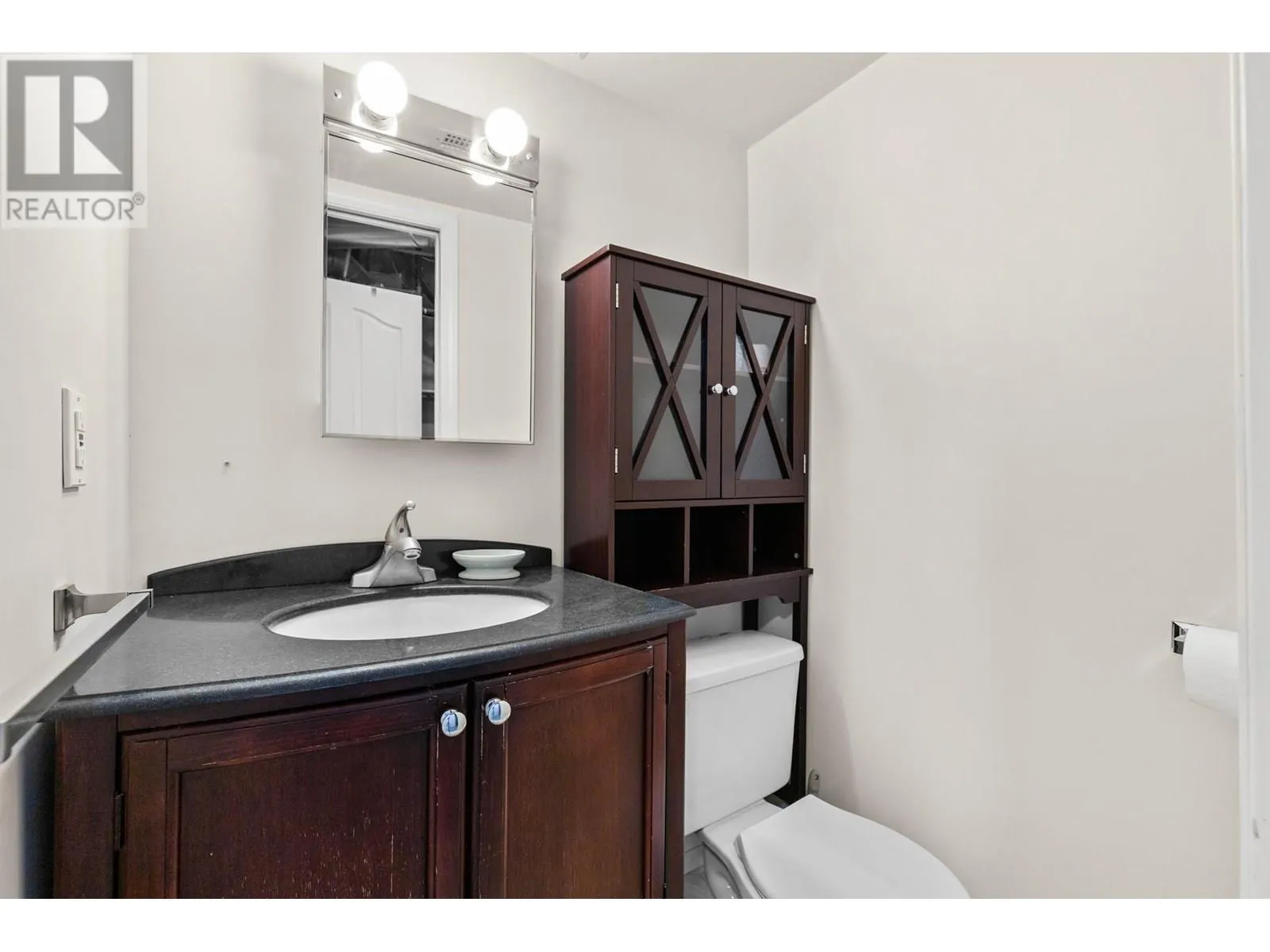 125 Applecrest Court