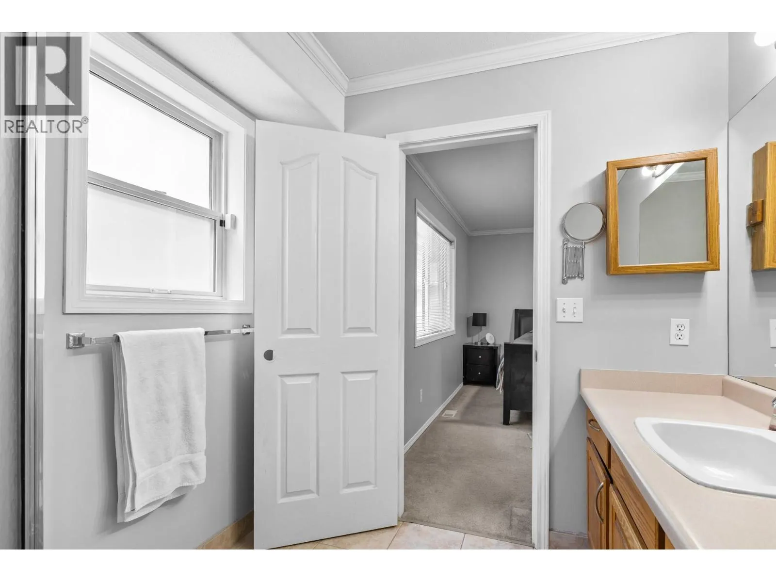 125 Applecrest Court
