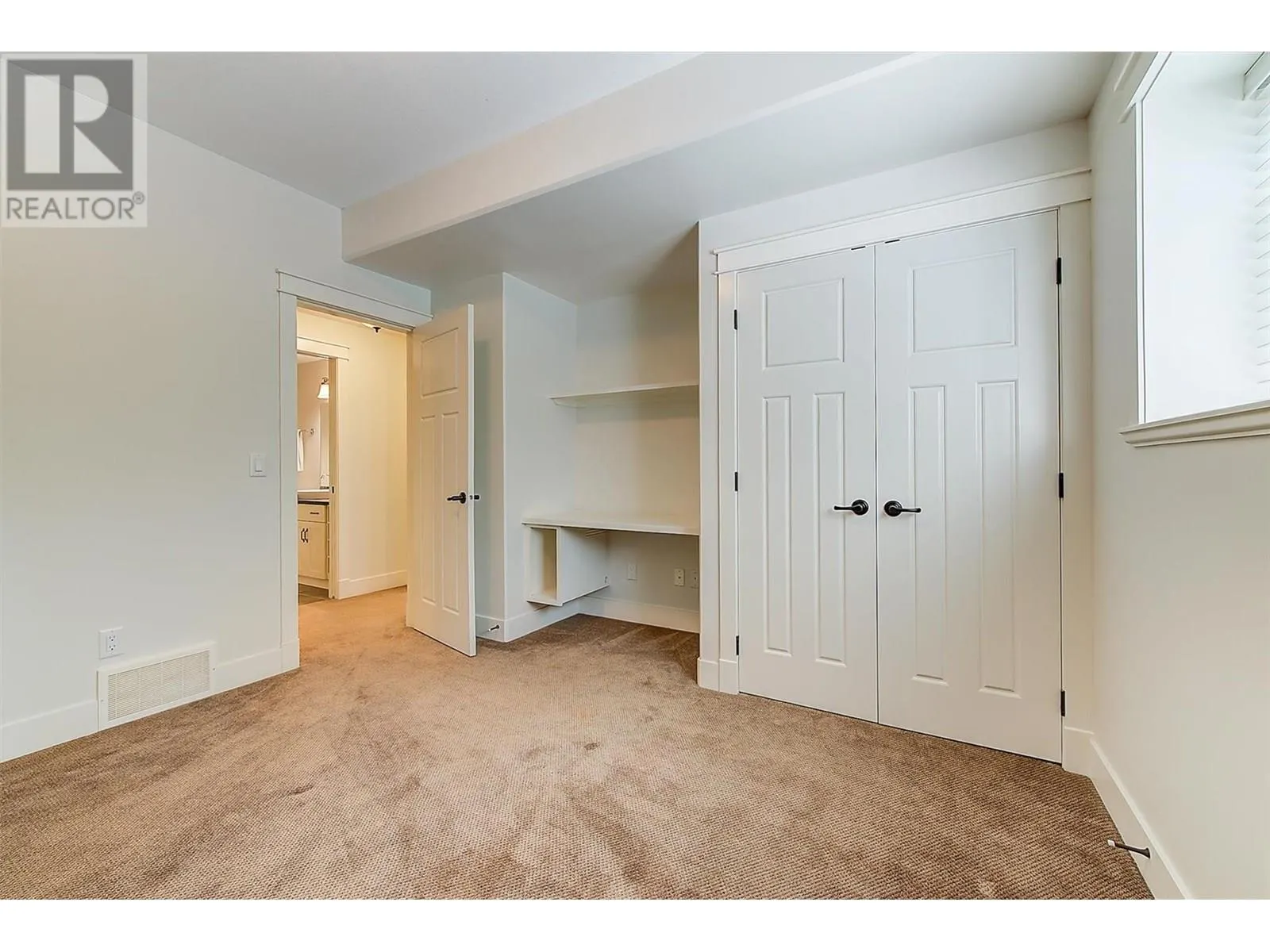 2423 Paramount Drive