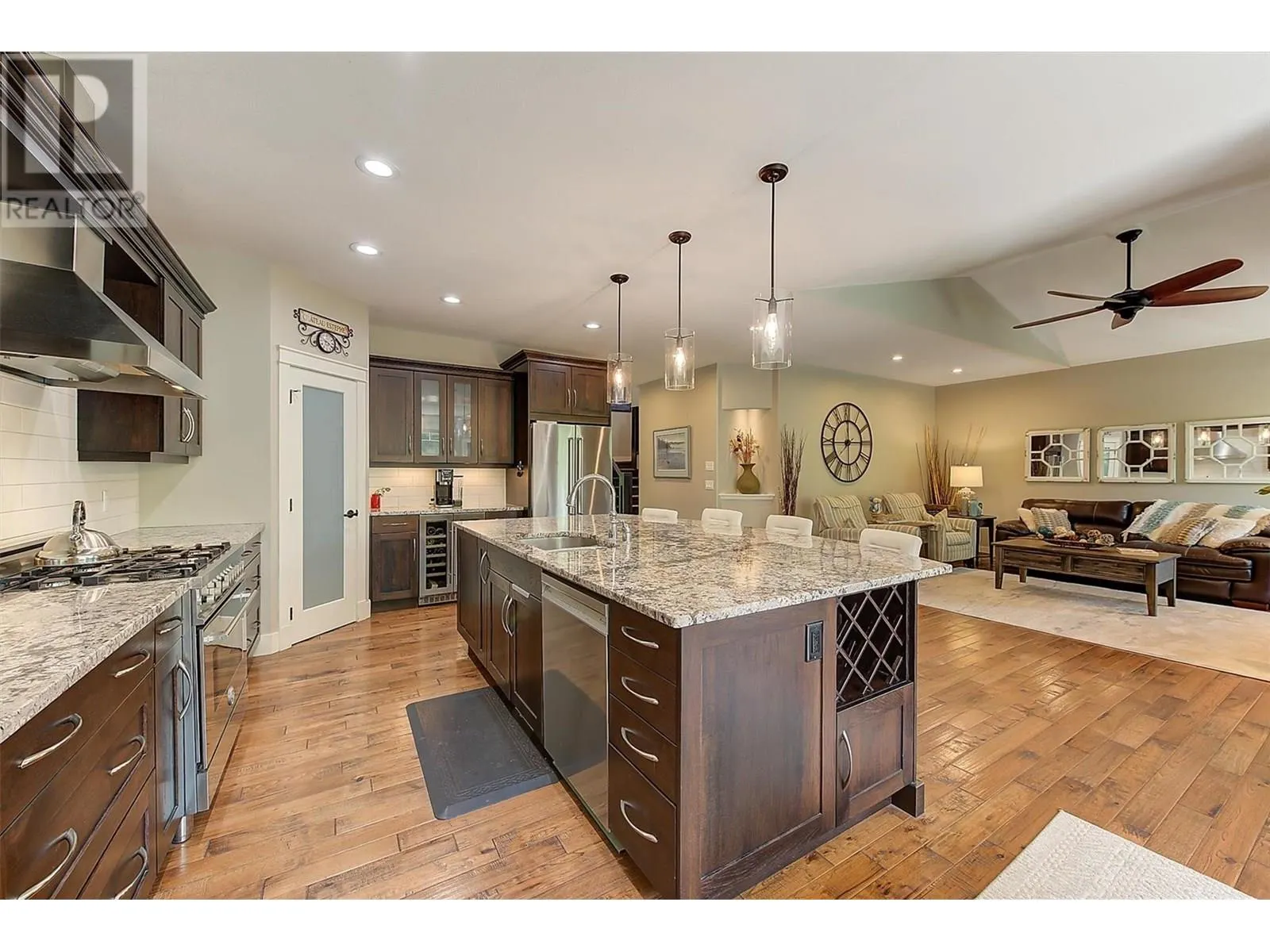 2423 Paramount Drive