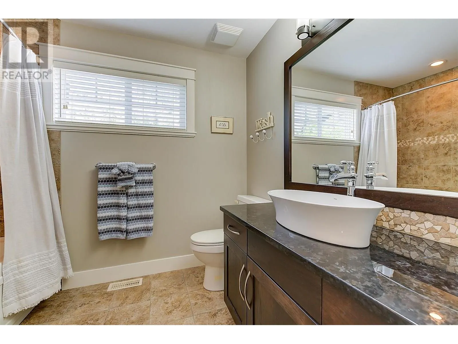 2423 Paramount Drive