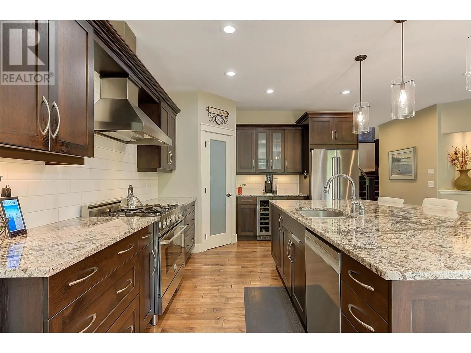 2423 Paramount Drive