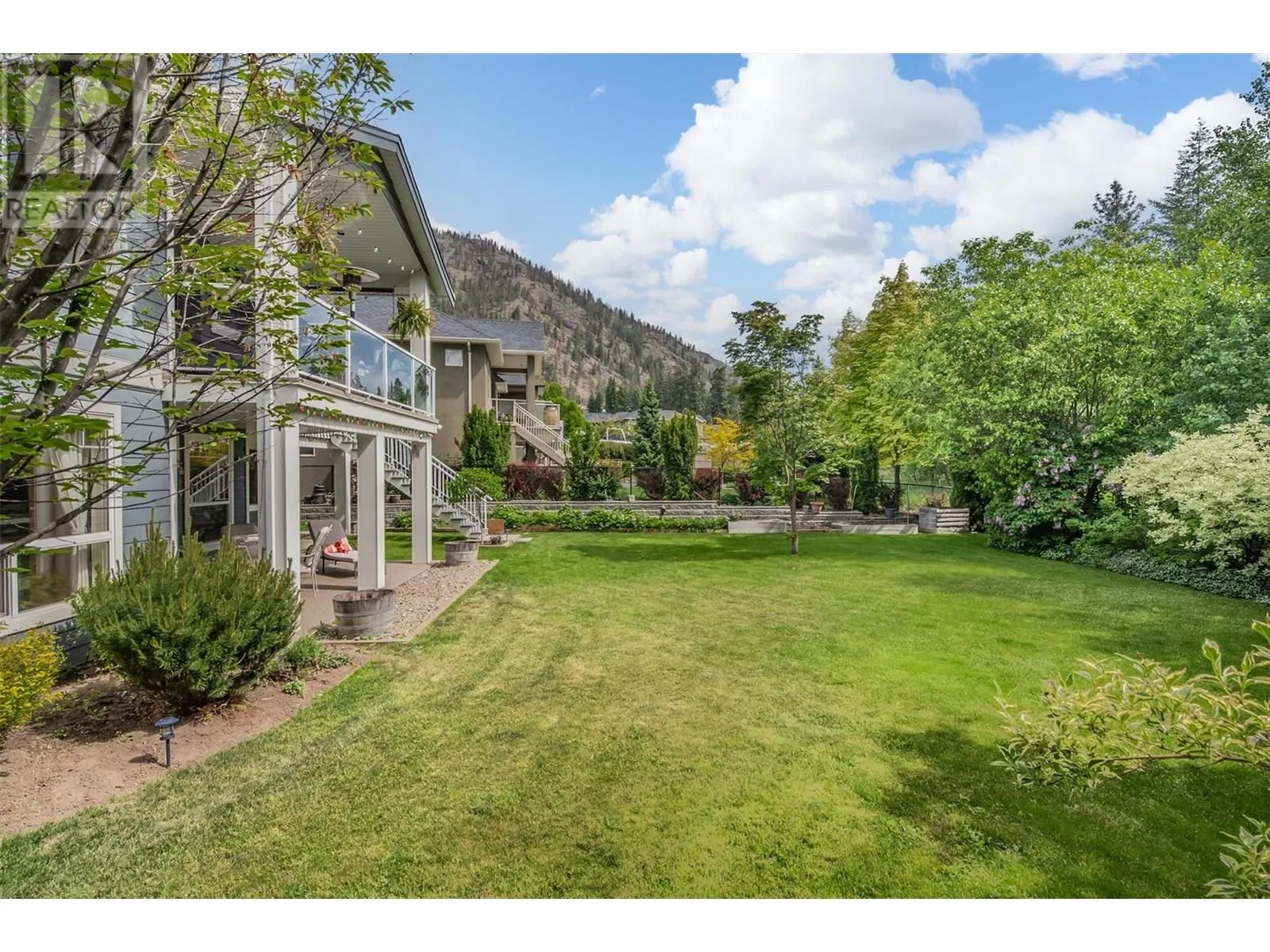 2423 Paramount Drive