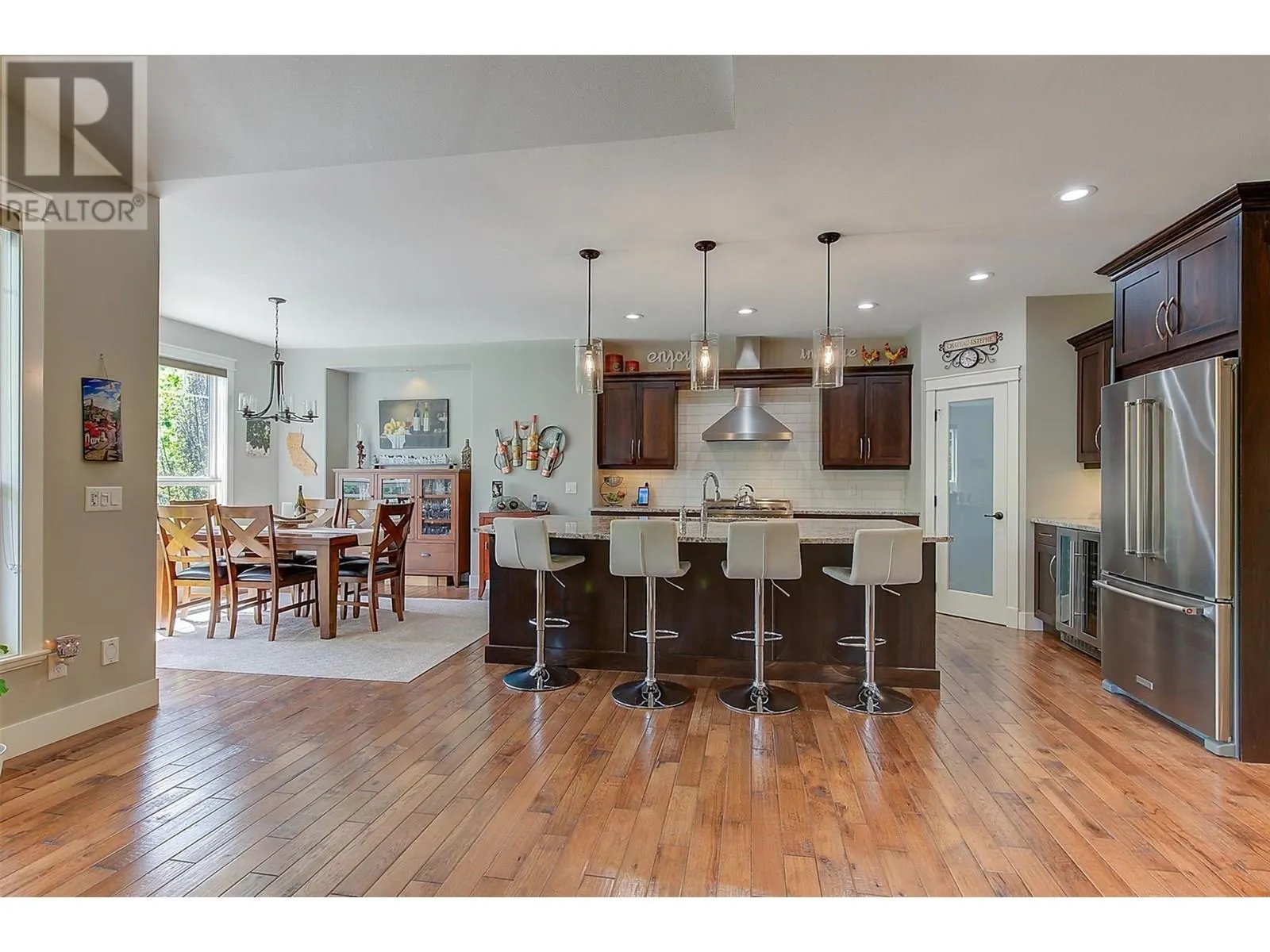 2423 Paramount Drive