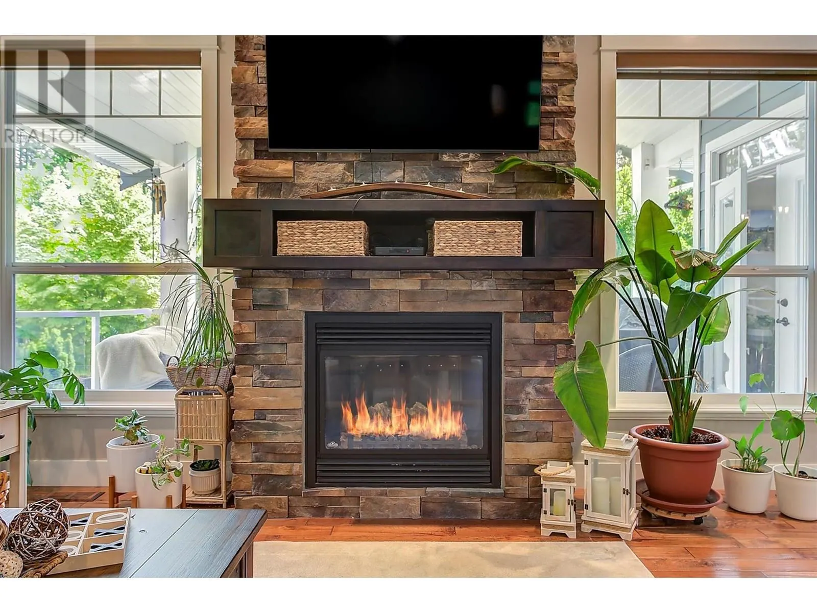 2423 Paramount Drive