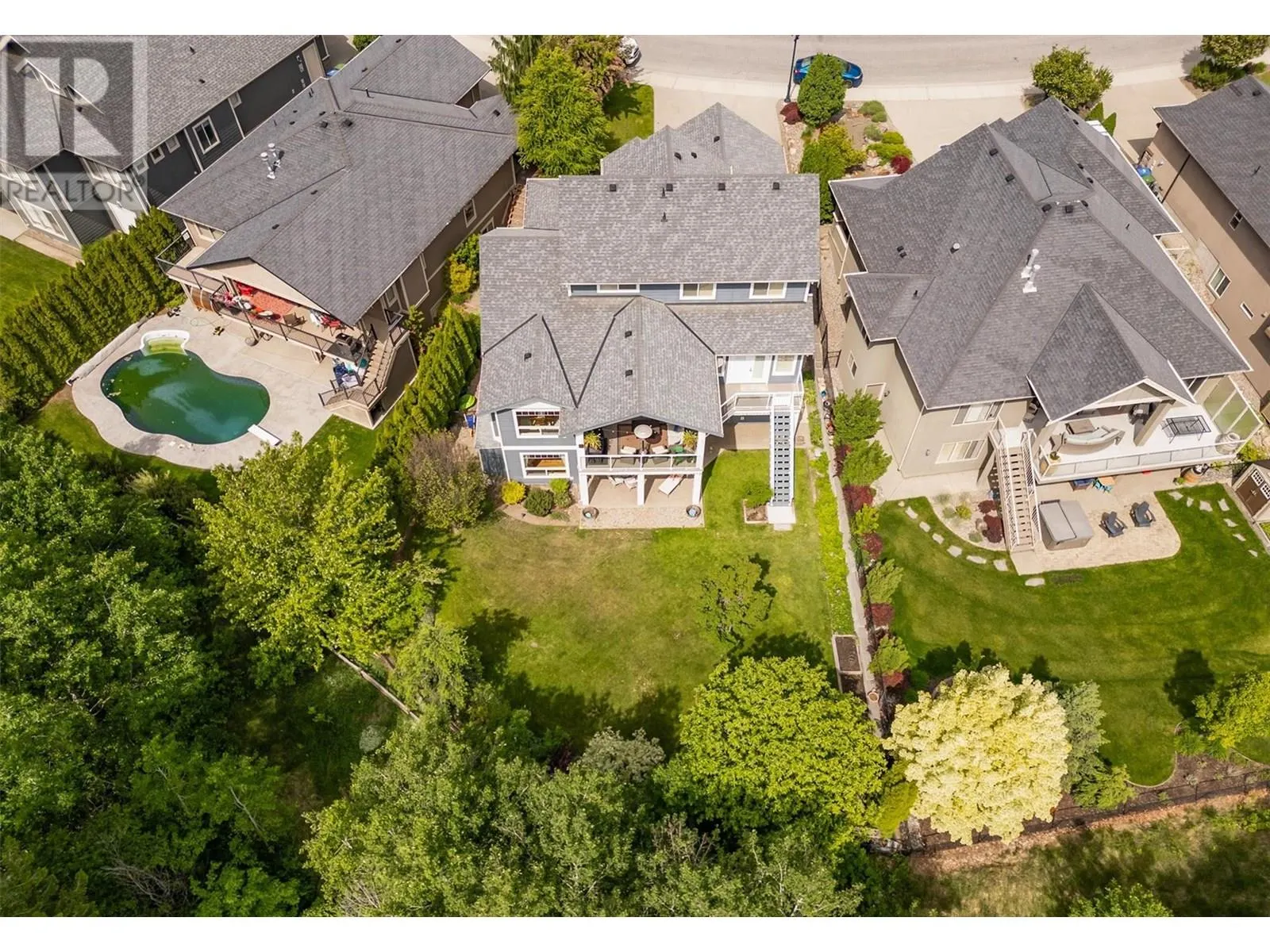 2423 Paramount Drive