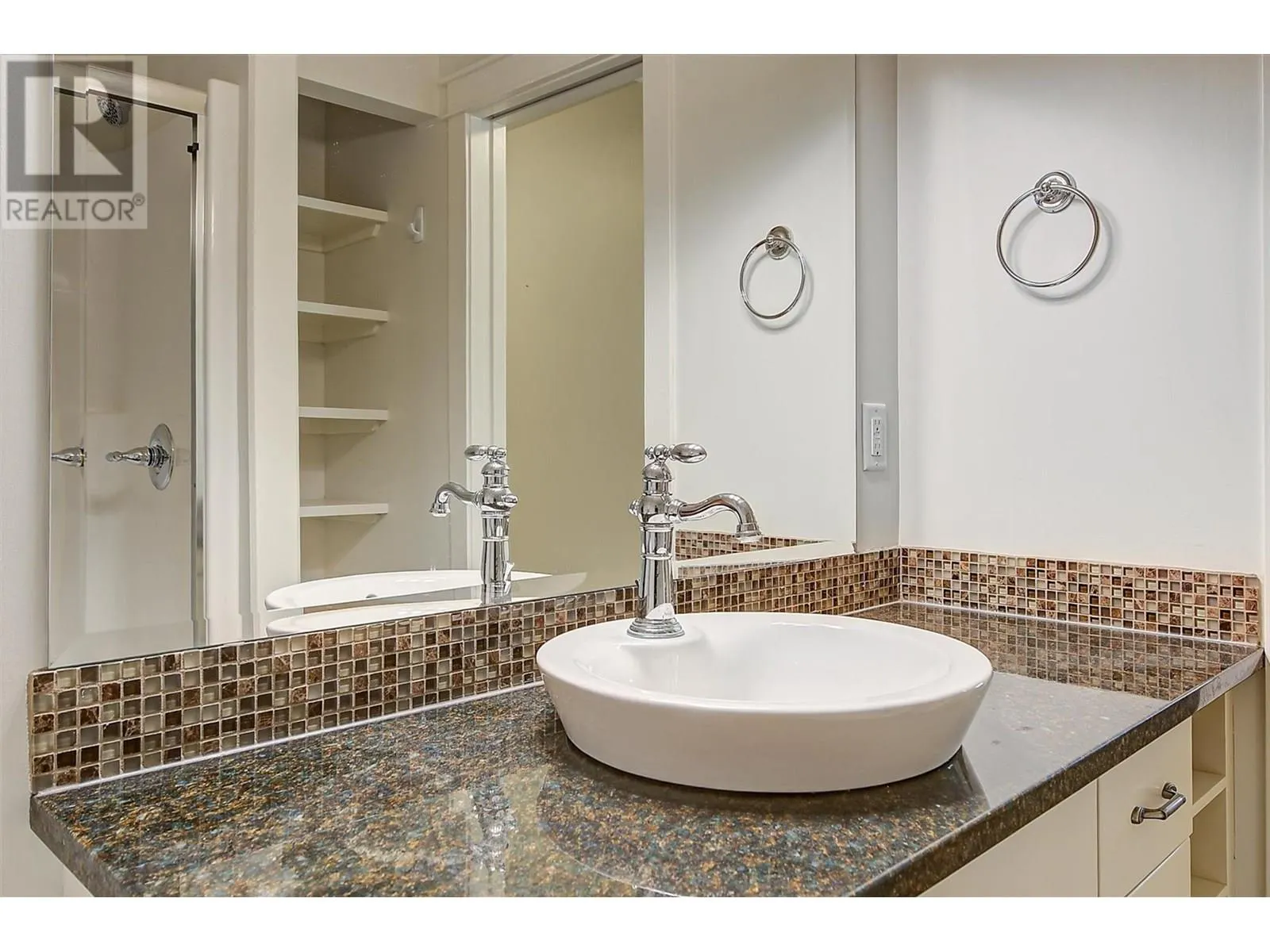 2423 Paramount Drive