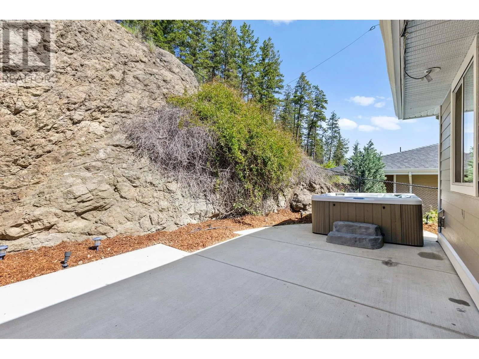 272 Upper Canyon Drive N
