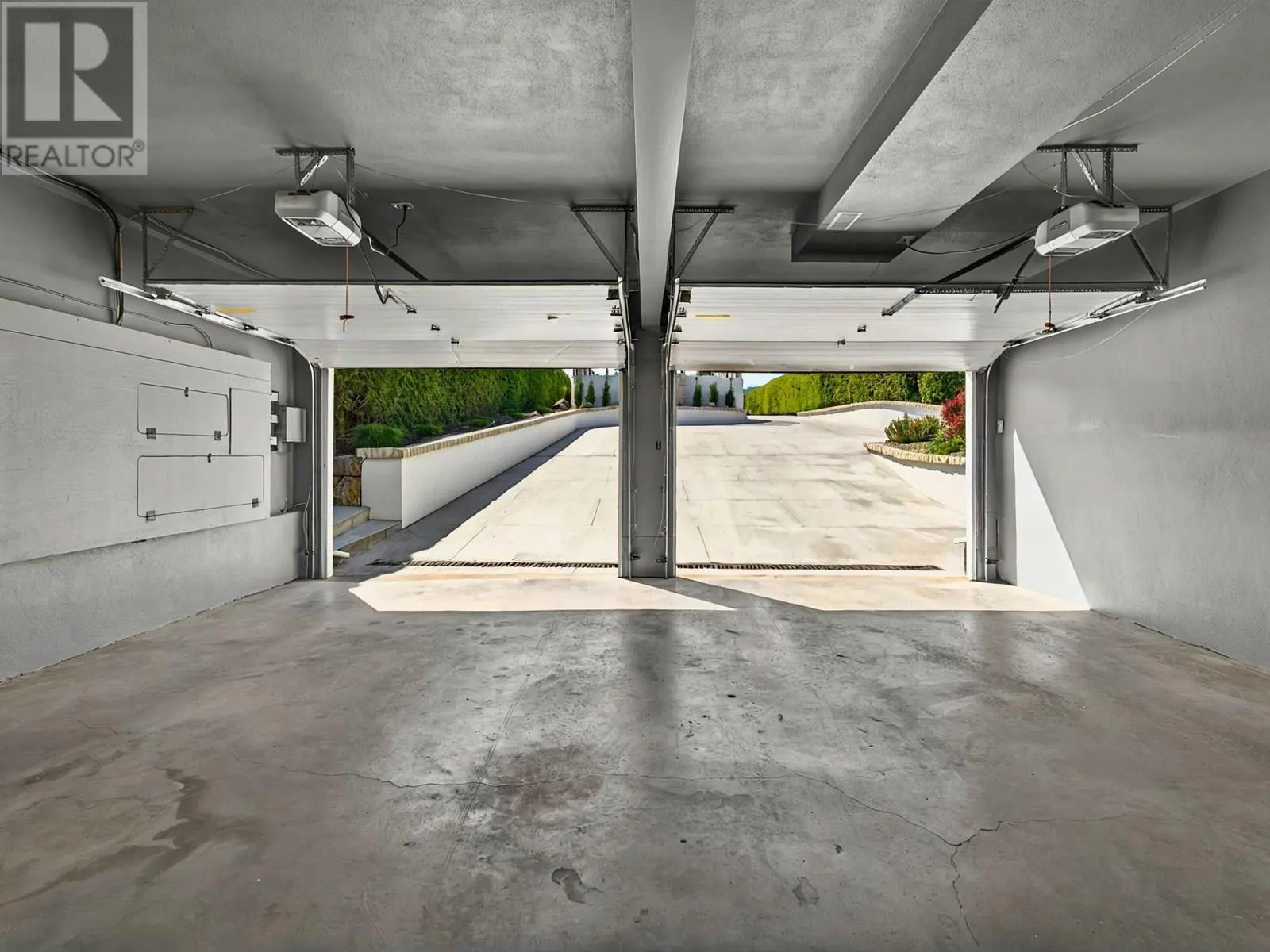 2519 Hillsborough Road