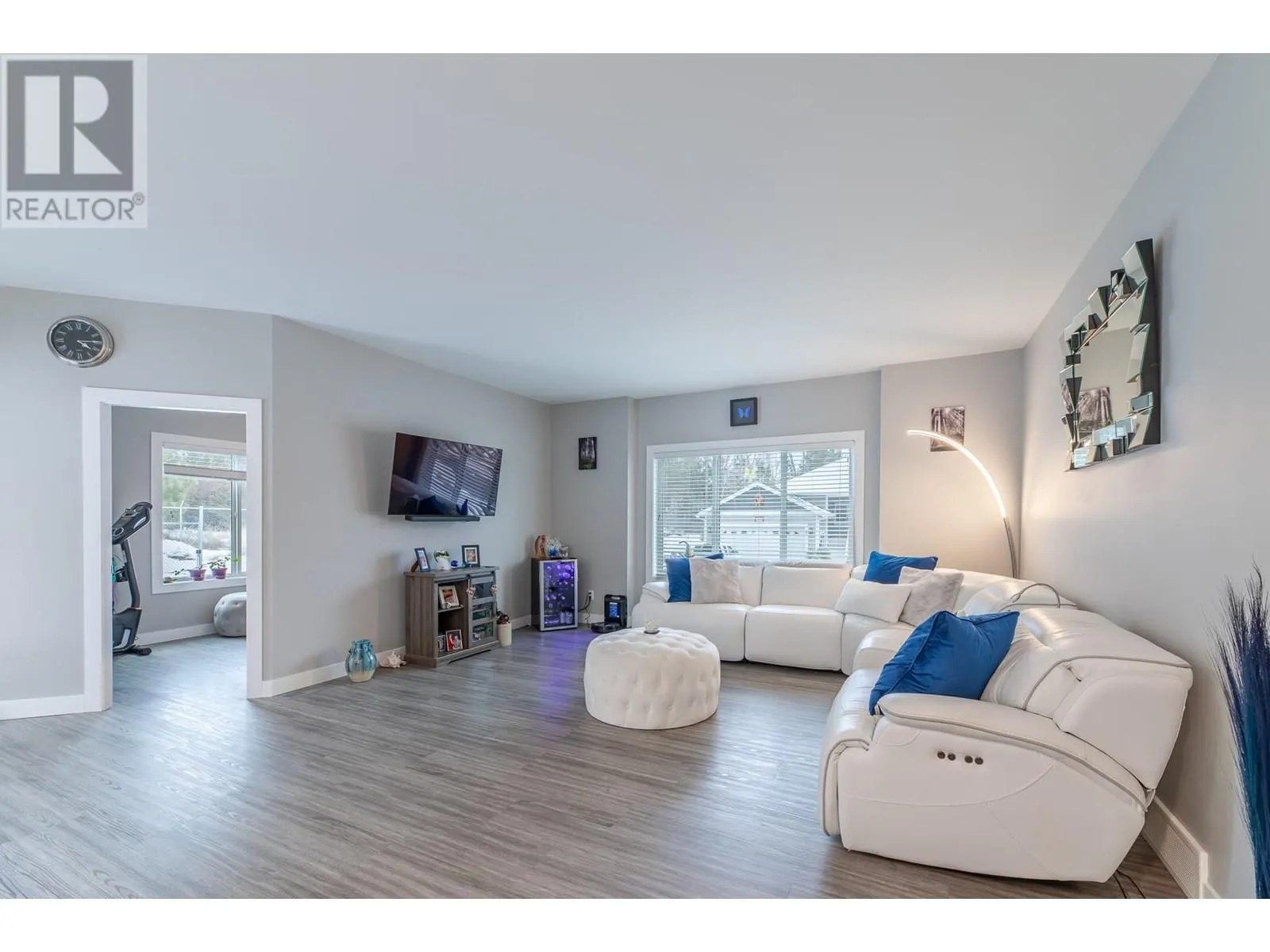 4505 MCLEAN CREEK Road Unit# G10