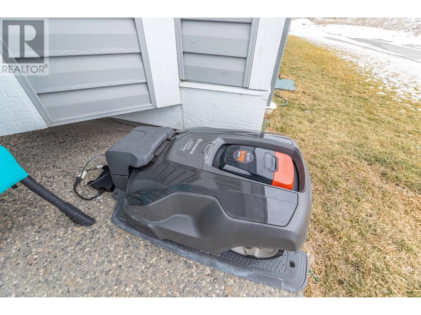 4505 MCLEAN CREEK Road Unit# G10