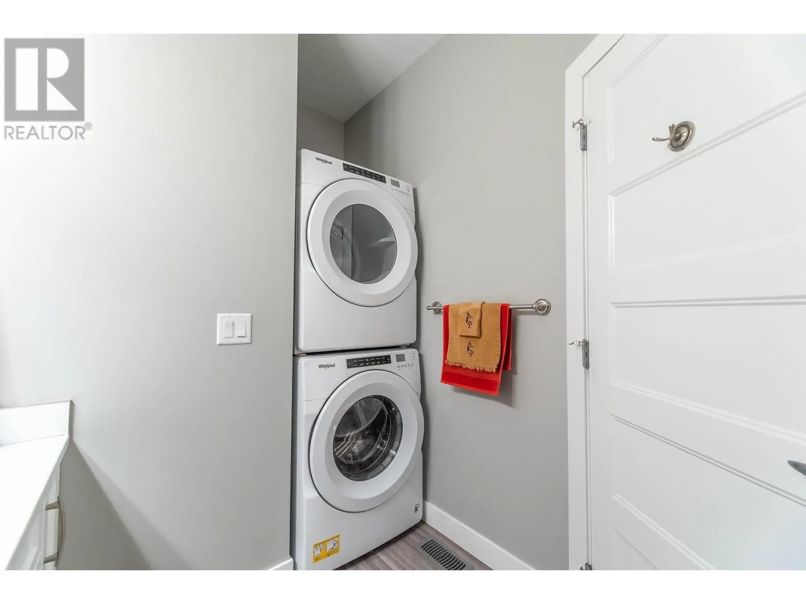 4505 MCLEAN CREEK Road Unit# G10