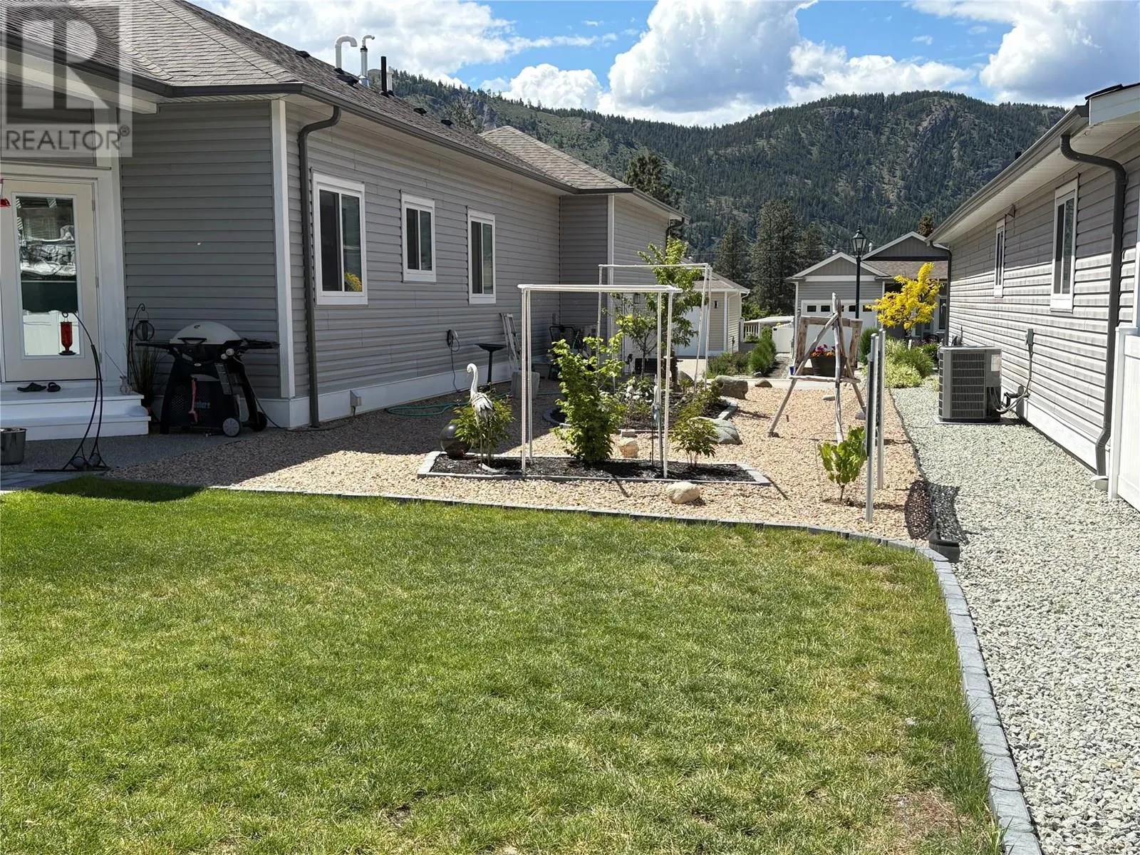 4505 MCLEAN CREEK Road Unit# G10