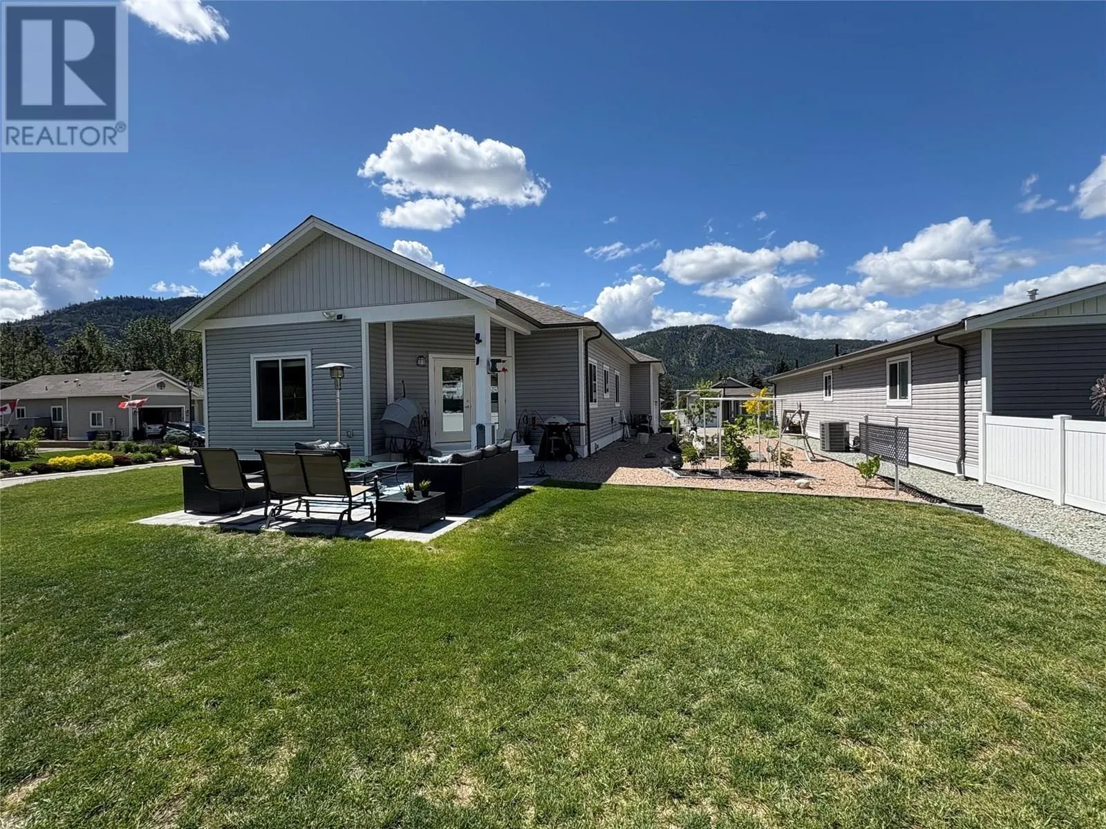 4505 MCLEAN CREEK Road Unit# G10