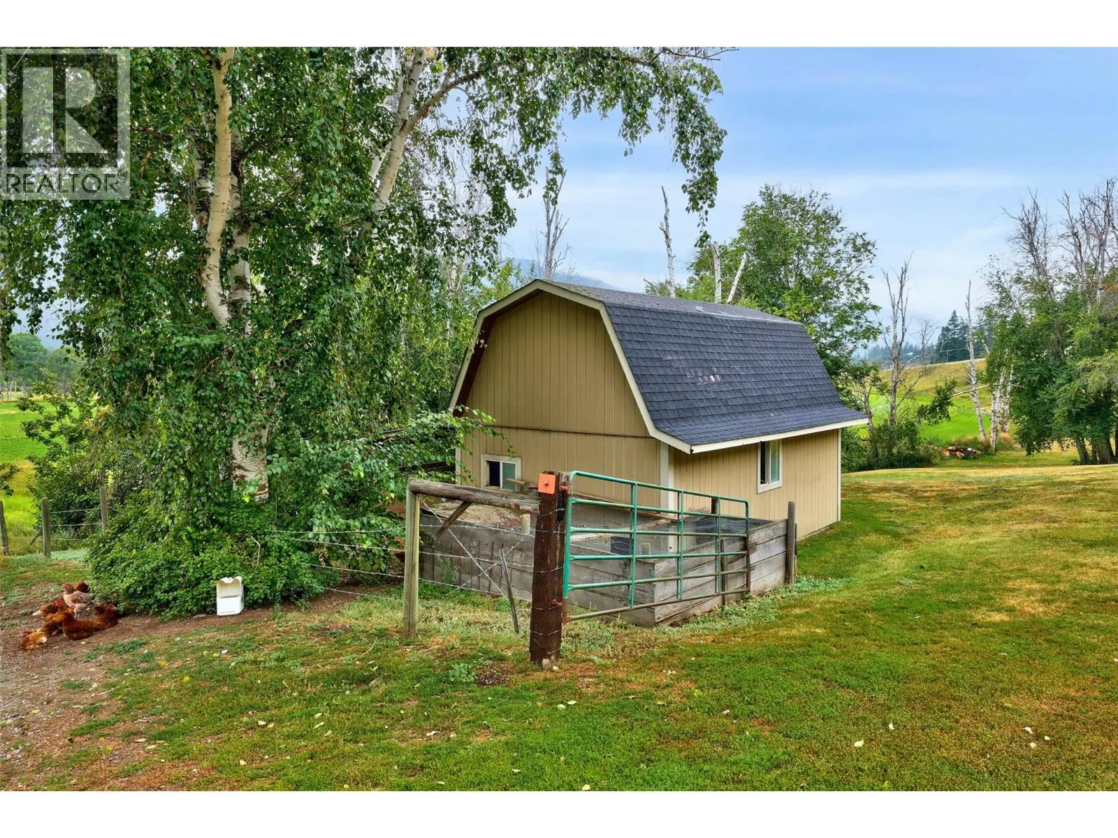 601 Yellowhead Highway S