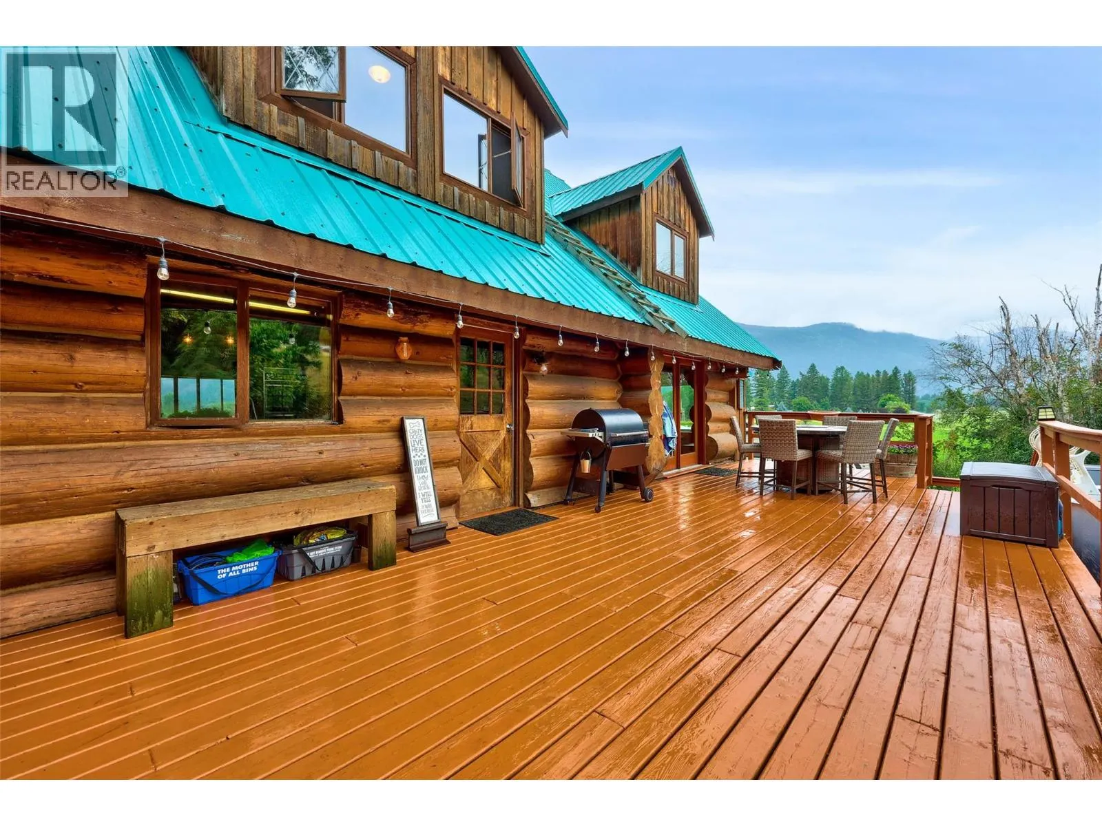 601 Yellowhead Highway S