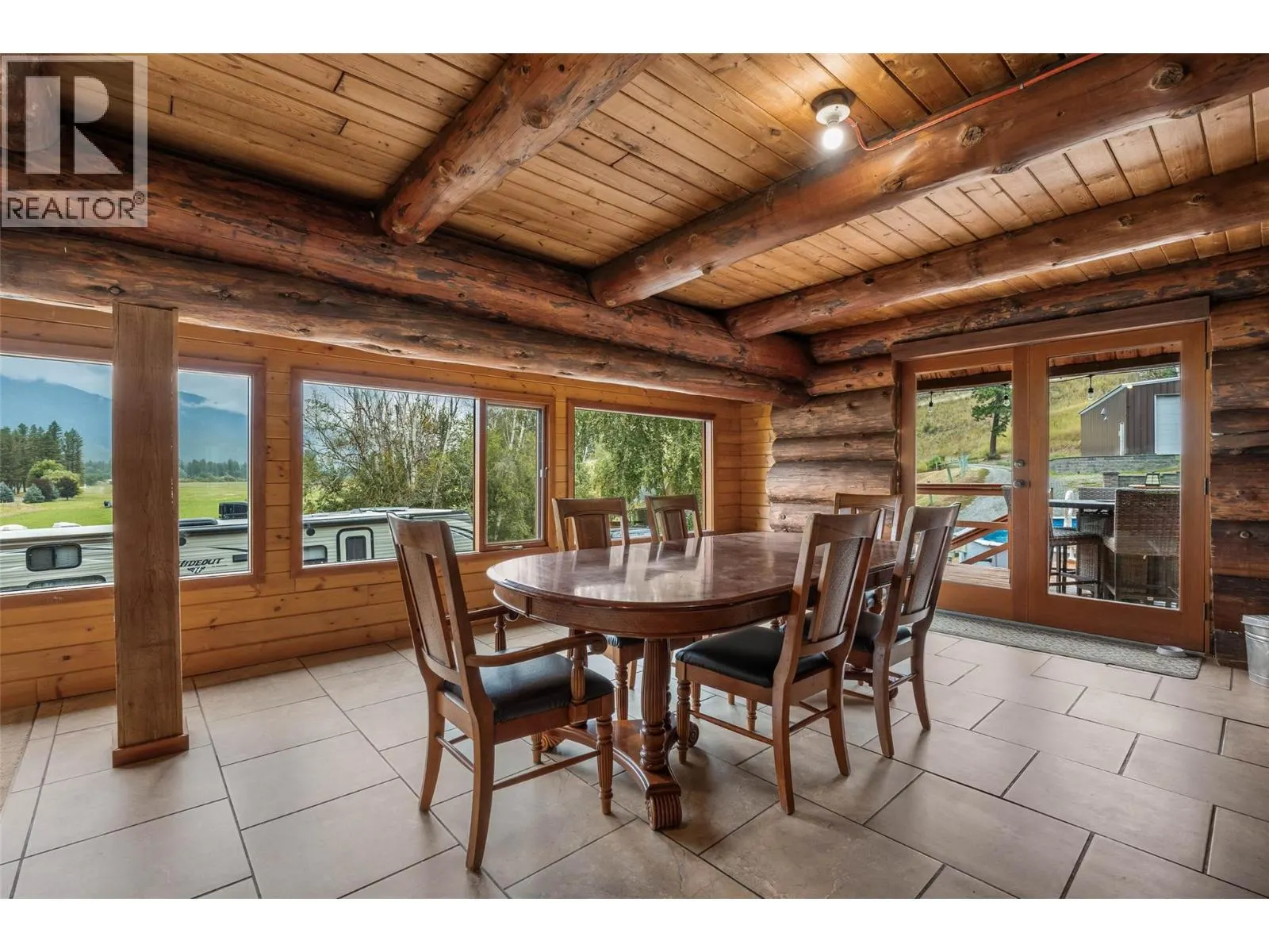 601 Yellowhead Highway S