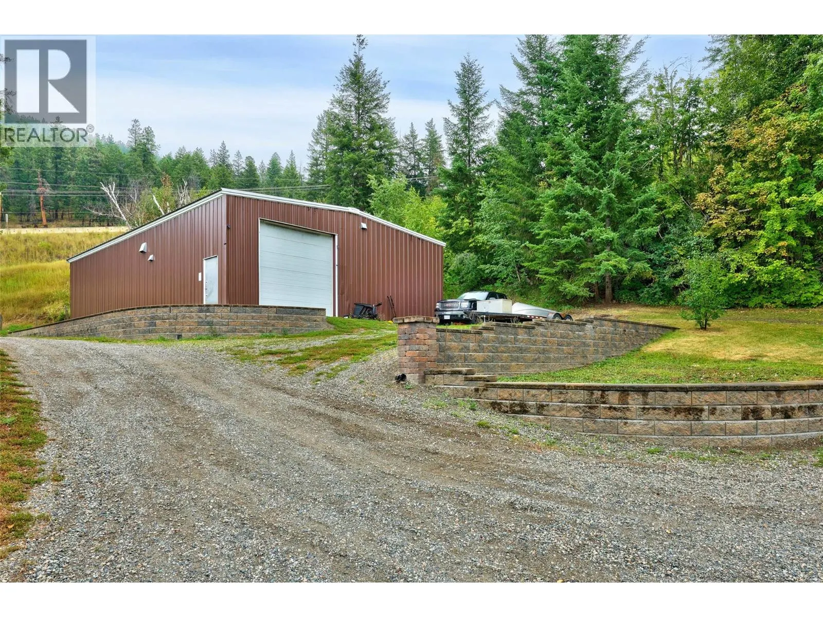 601 Yellowhead Highway S