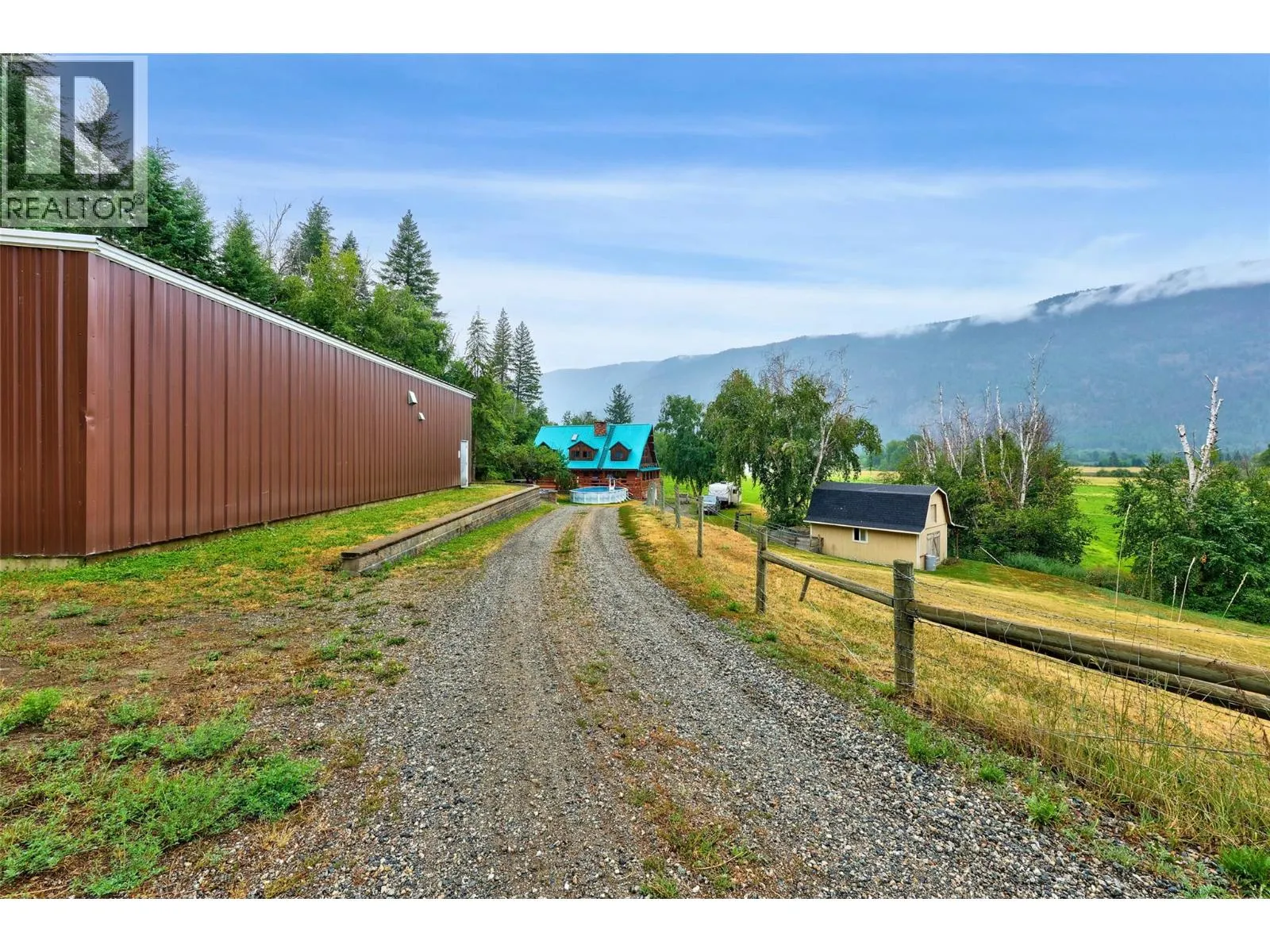 601 Yellowhead Highway S